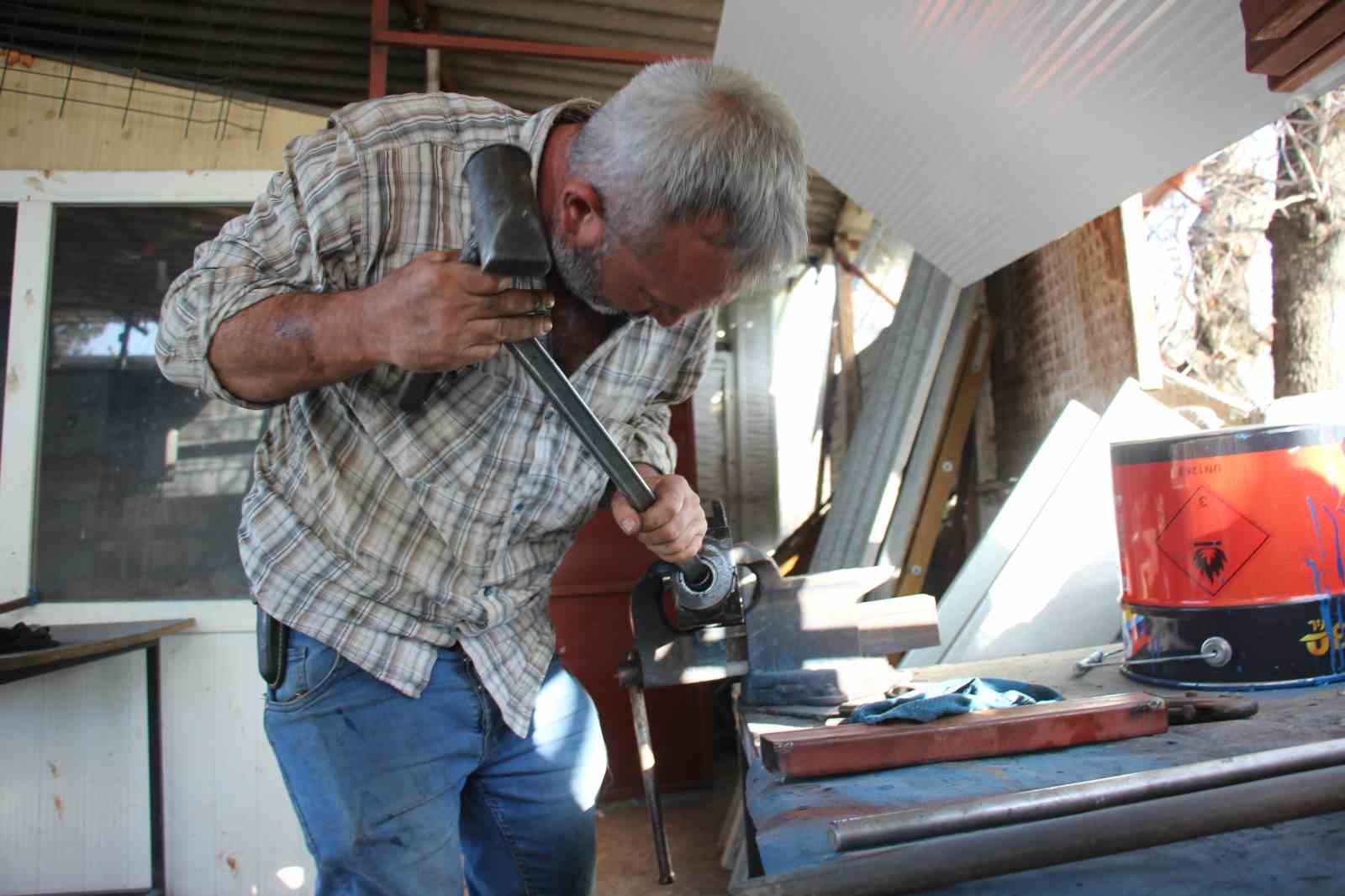 Ciftcilerin Imdadina Mobil Tamir Araci Ile Yetisiyor D60889Ddb78450Eb80Bb7D9F3D280Dd0