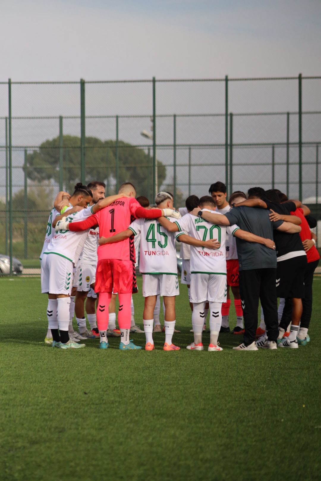 Cine Madranspordan Gol Sov 611163 B5Ce05A8E14Fb0788F888B92A4F970E6