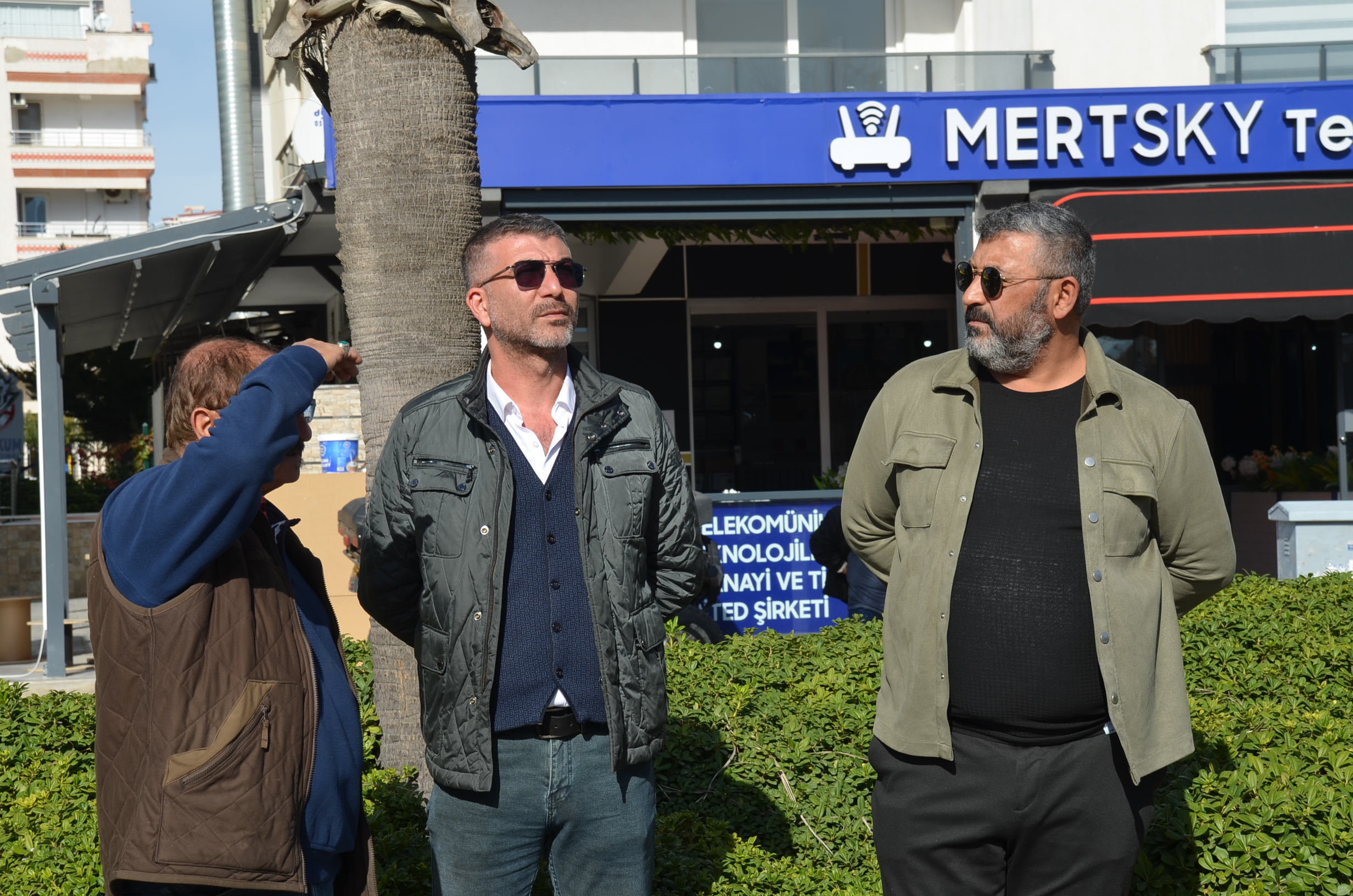 Didim Belediyesi Chpli Eski Baskanin Isletmesini Kacak Imalatlarini Yikti 616930 25Ed4Ef27424134931D6Fee14938D174