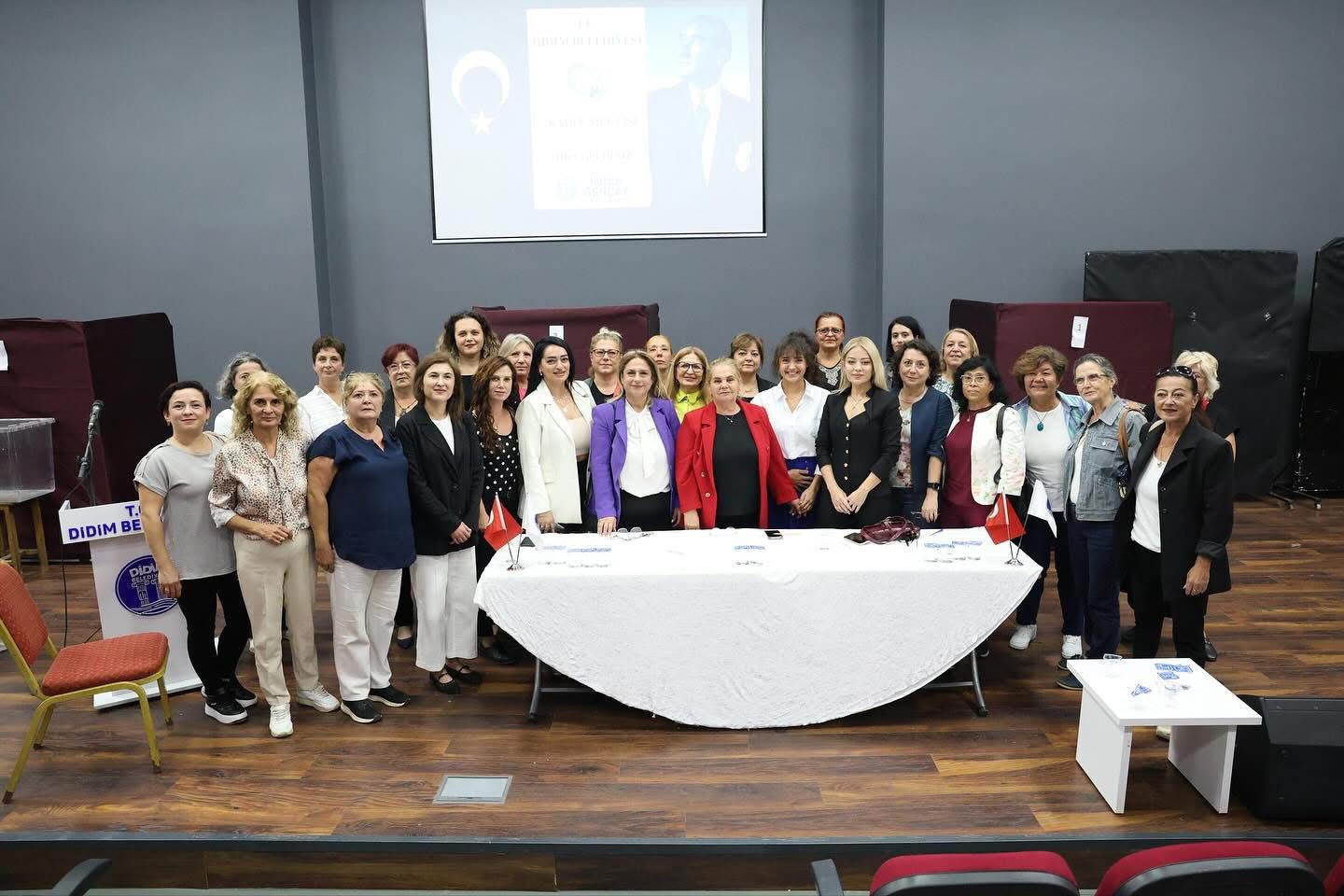 Didim Belediyesi Kadin Meclisi Ilk Toplantisini Gerceklestir 611496 C1802Eeb669643B8768627Fc0Bc65D15