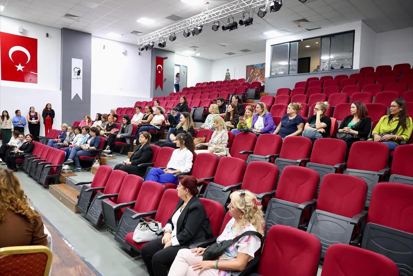 Didim Belediyesi Kadin Meclisi Ilk Toplantisini Gerceklestir 611496 Cabd0A8Bbbcfe6Cdc358D6135E8Feee8