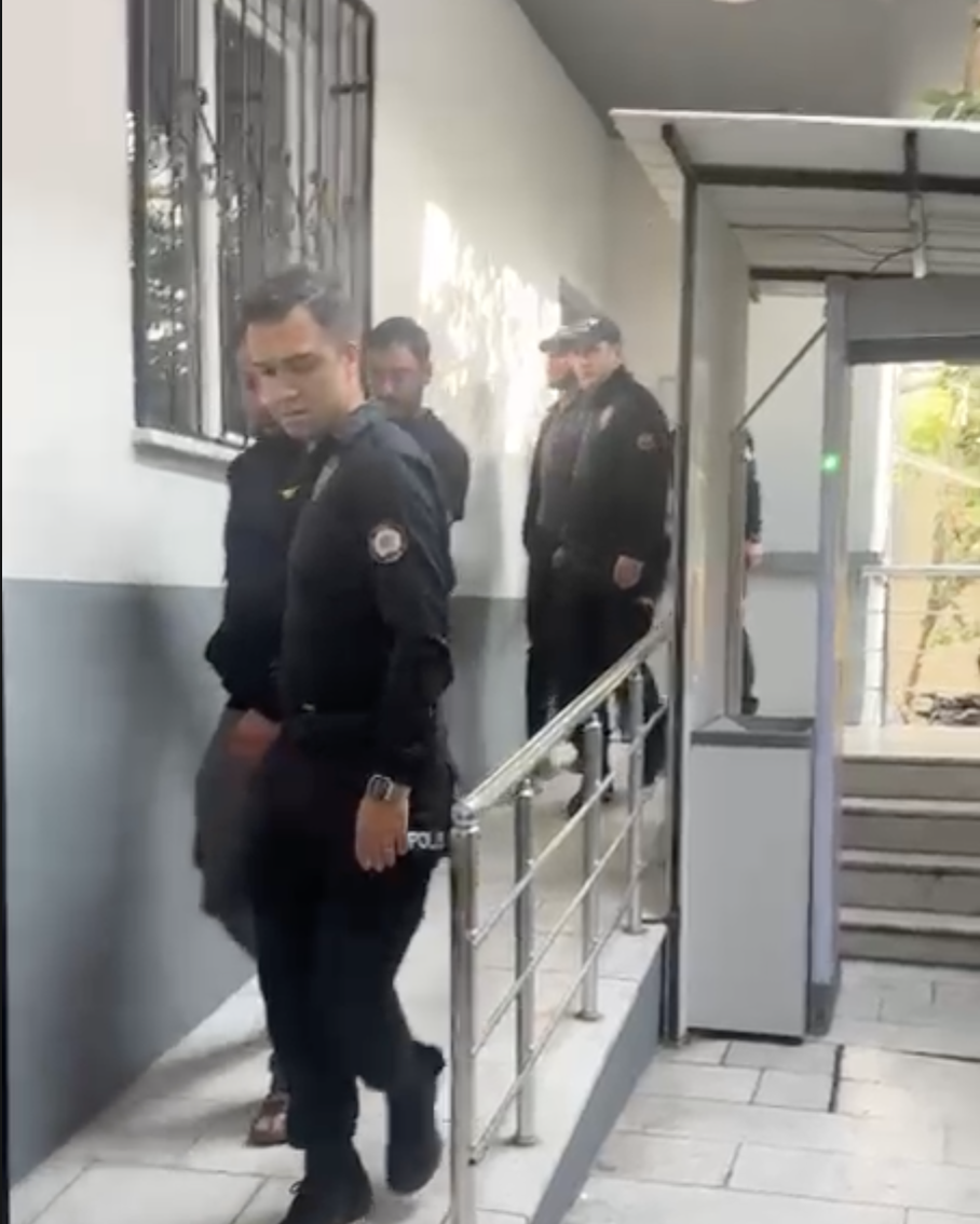 Ekran Resmi 2025 11 08 19.42.08