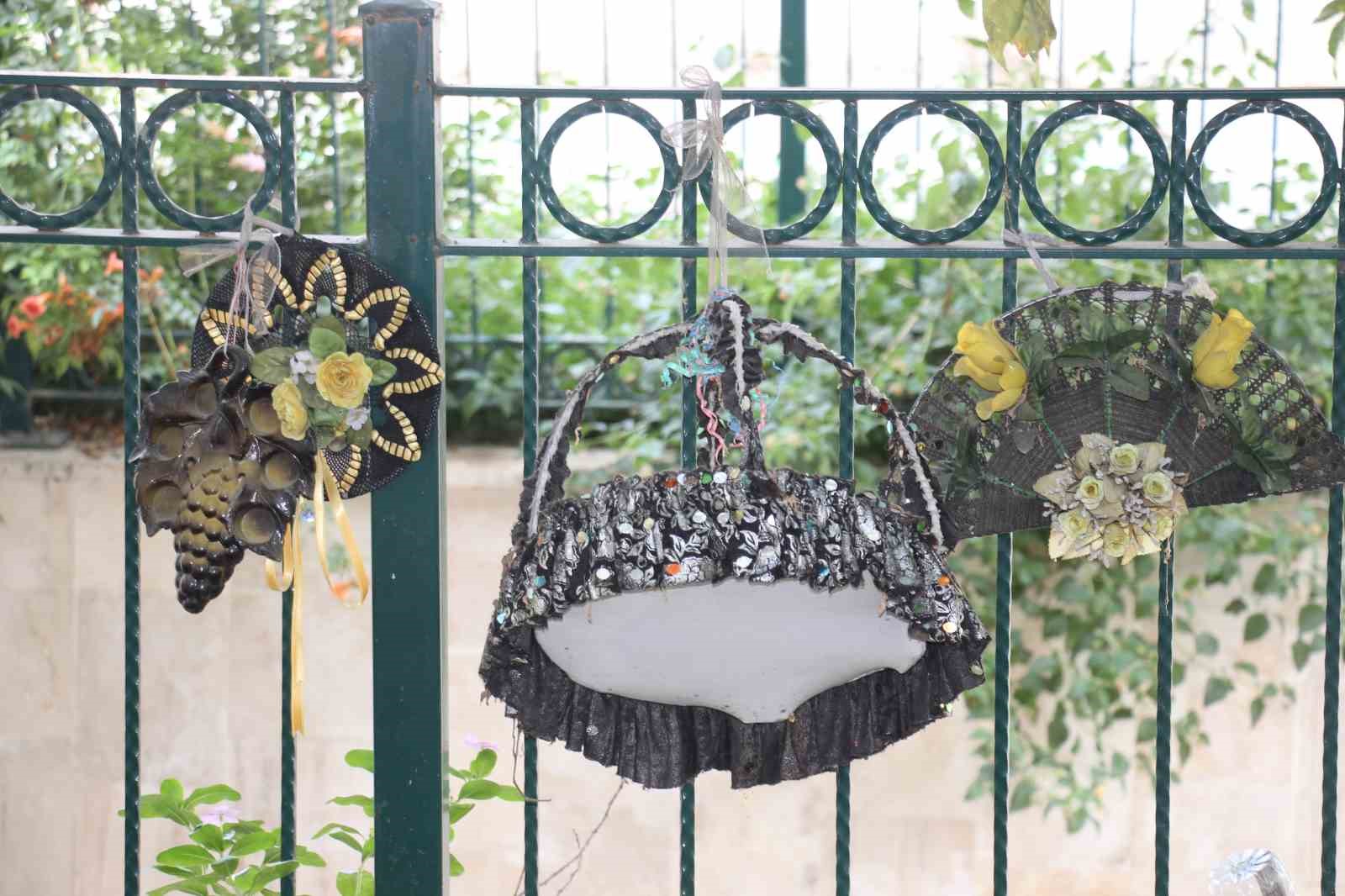 Gecmisin Izlerini Lokantasinda Yasatiyor 6F69F552165Edc09D581B79Fa04E3D08