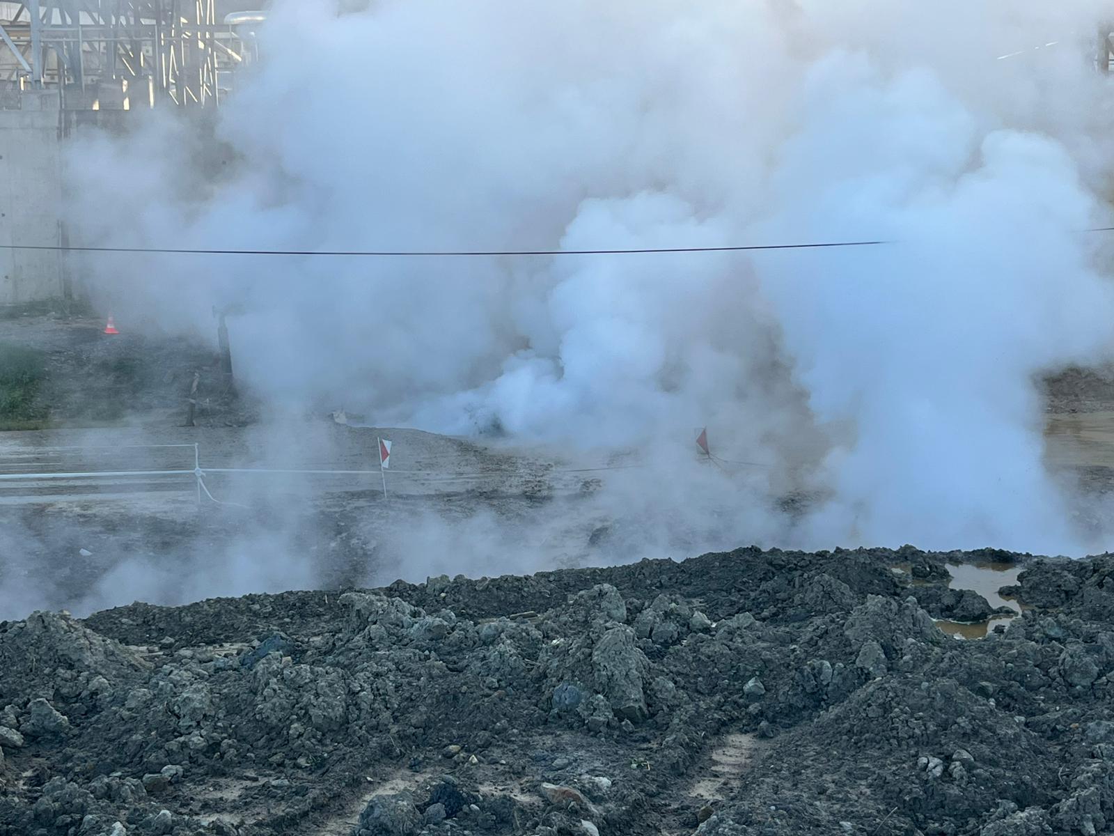 Germencikte Jes Borusu Patladi Yol Ulasima Kapatildi 616498 25Ebdf367C758Becc9874Cbcadca4D66