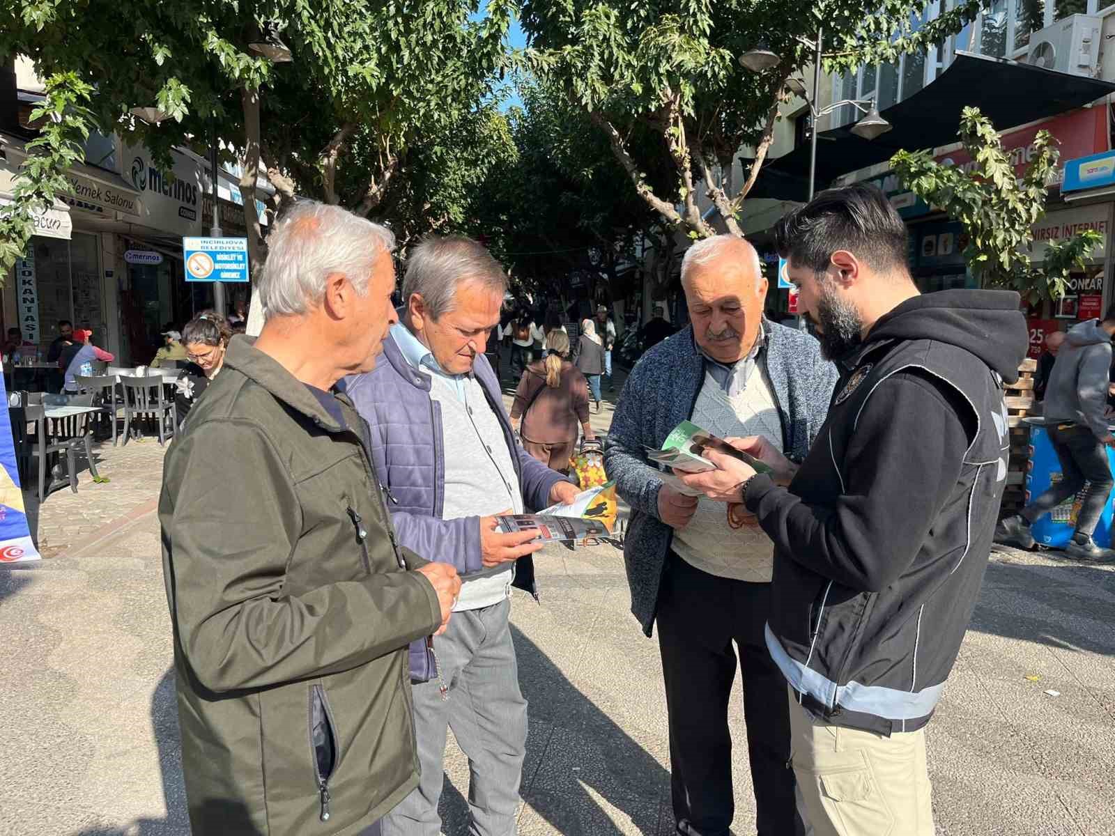 Incirliovada Polis Ekipleri Vatandaslari Uyusturucuya Karsi Bilgilendirdi 27Dce1C03025D8Ea550Ec46121753Ce1