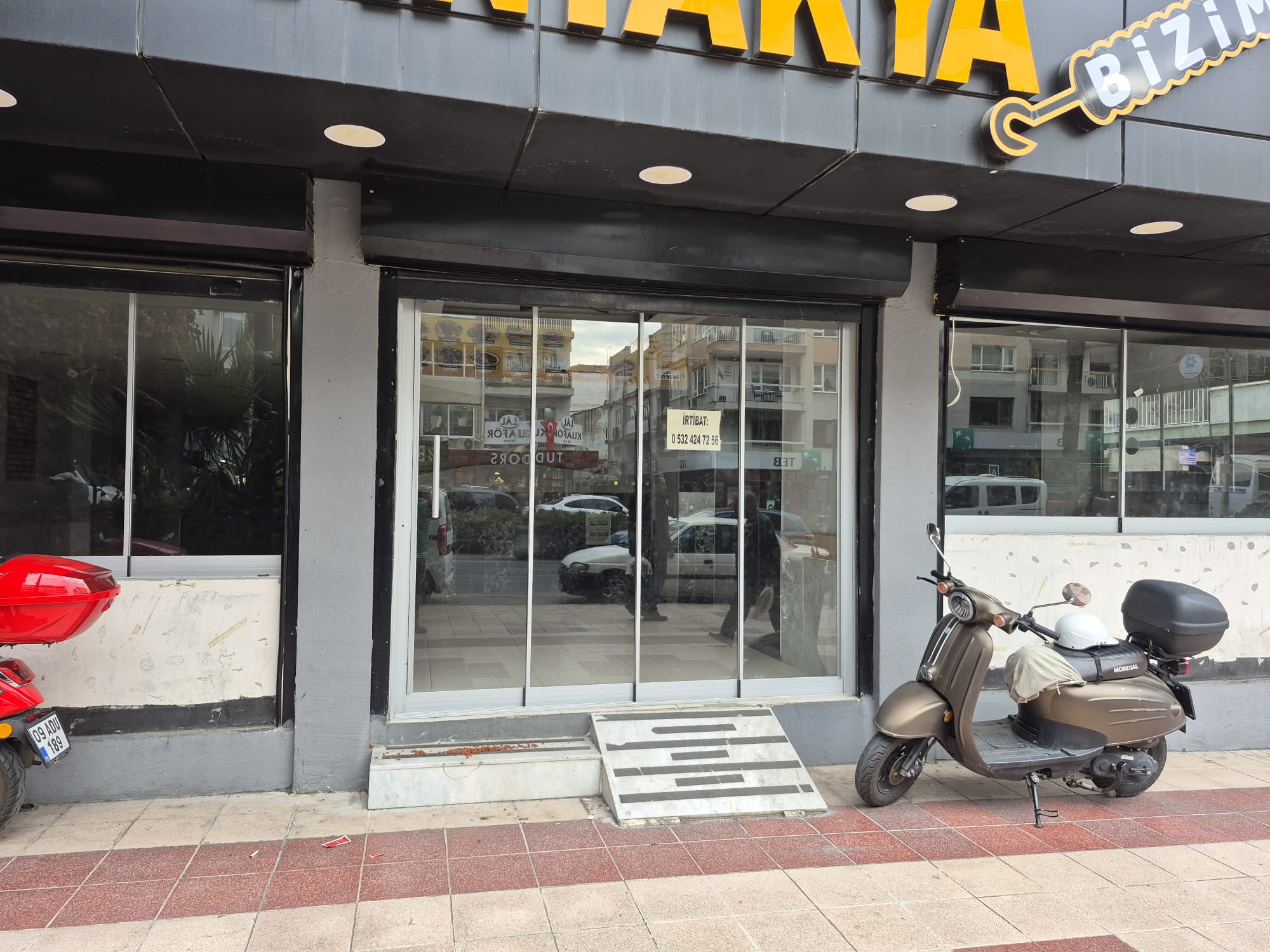 Kiralik Dukkanlar Bos Kaldi 617201 1Bf3Bc380Bbf06C43420Aa475047B2Af