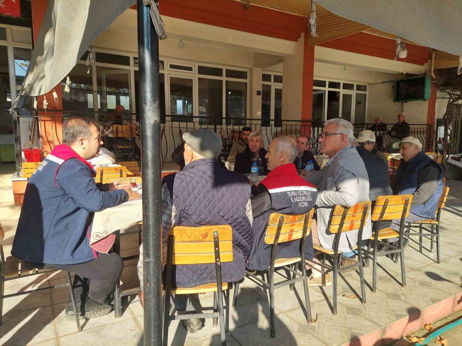 Kocarlida Ureticilerle Sap Hastaligi Ve Tarimsal Desteklemeler Gorusuldu 082Aeb62C58613Db3B97Ac208284576D