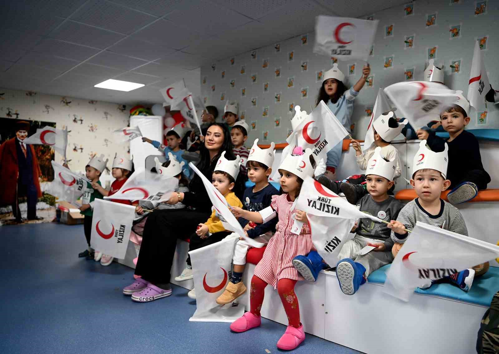 Kusadasi Belediyesi Cocuk Gelisim Merkezinde Miniklere Kizilay Anlatildi B9143788D92F3750Cd2C01Cf85507Da6