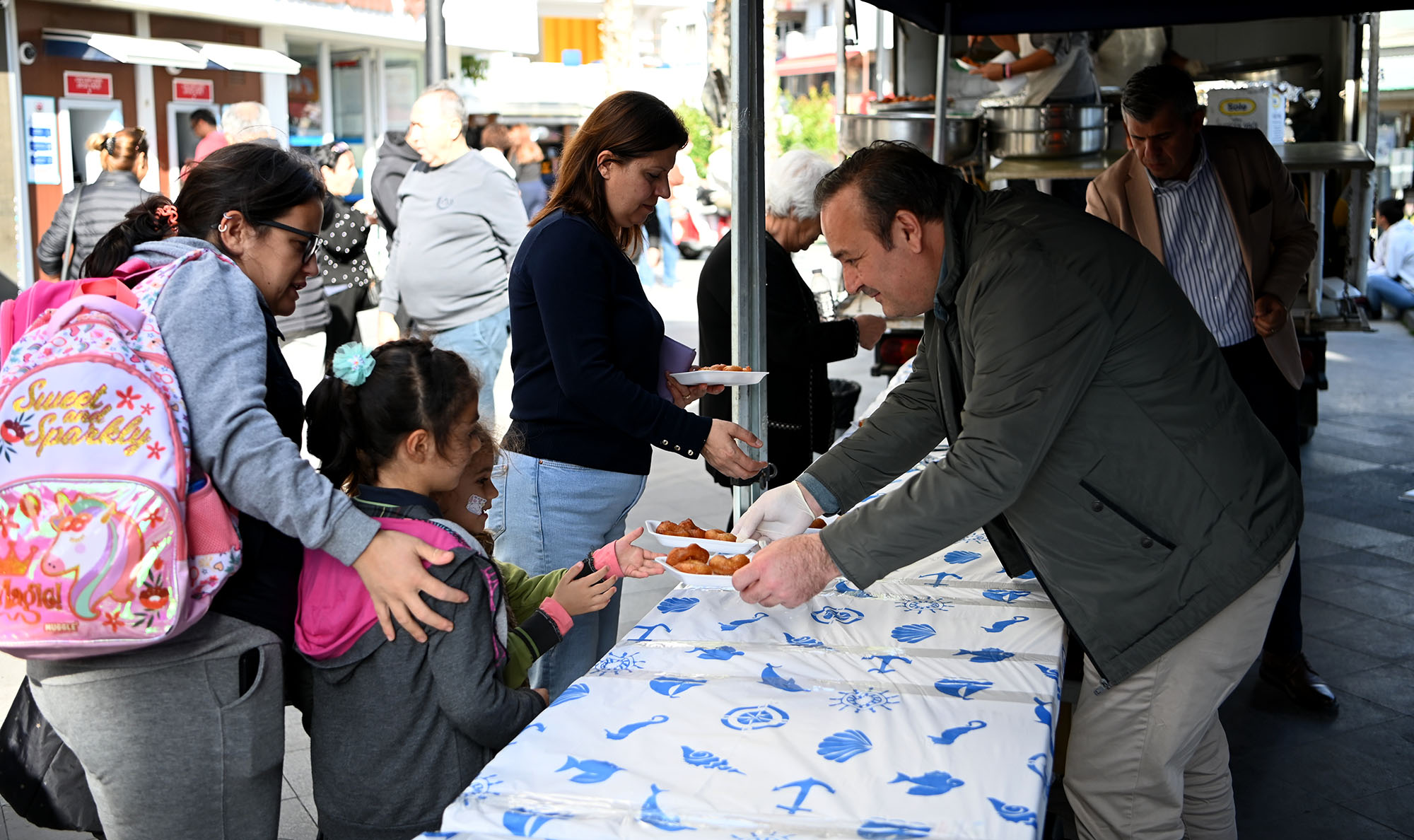 Kusadasi Belediyesinden Sehitler Icin Lokma Hayri 614906 1D76Be92531D4A6A070F69Cb25Bdccc8