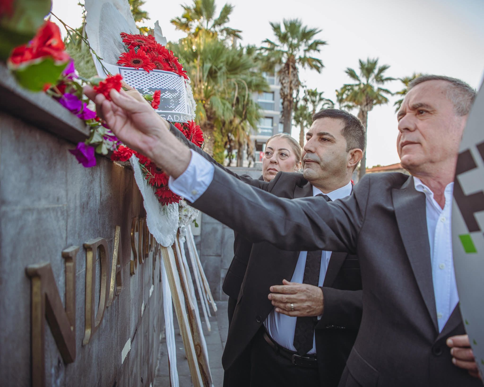 Kusadasi Chpden Bakan Tekini Protesto 613102 4Dcb2Ef63Cf312F0C7911F9C34760A8F