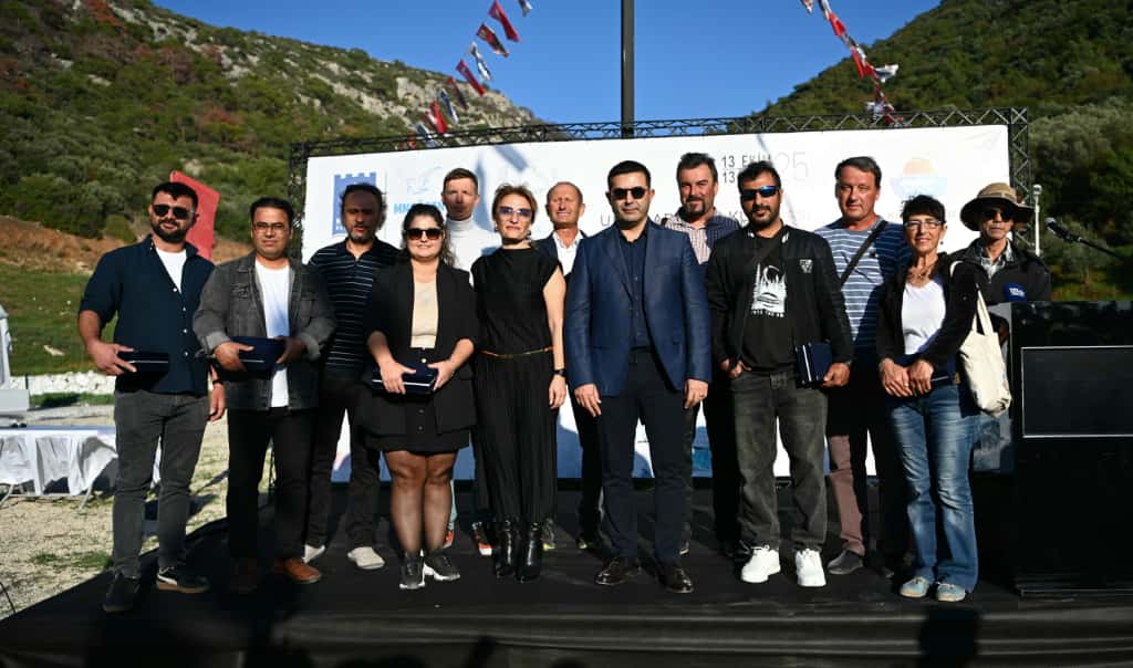 Kusadasinda Mermer Bloglar Adalet Temasiyla Sekillendi 613882 945D0B62B879263350389454Def9A4B3