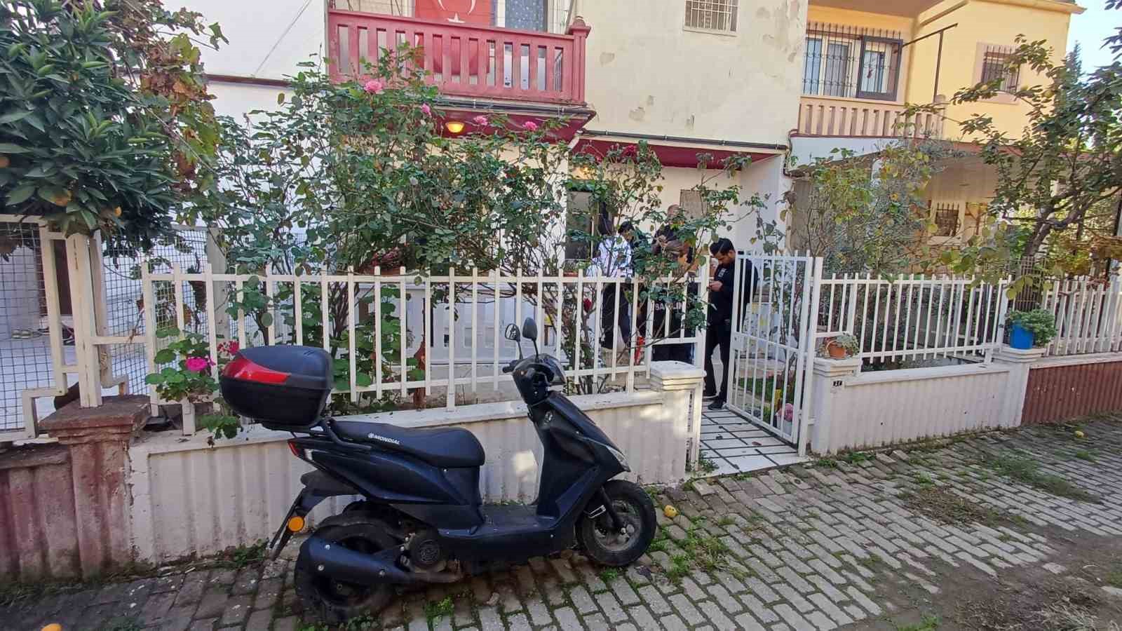 Merdivenlerden Dusen Adam Hayatini Kaybetti Fc09Ad7437B01C3Cffeb238Ced6A6E74