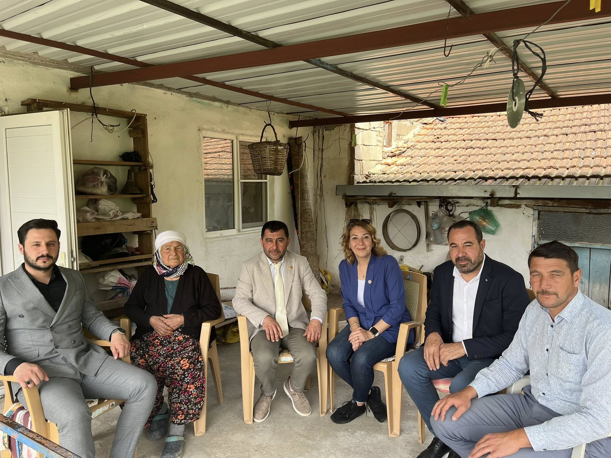 Mhp Incirliovadan Hayirli Gunler Komsum Ziyareti 611205 C5Ee75Fa4256E8689B3B34E2547Fe31E