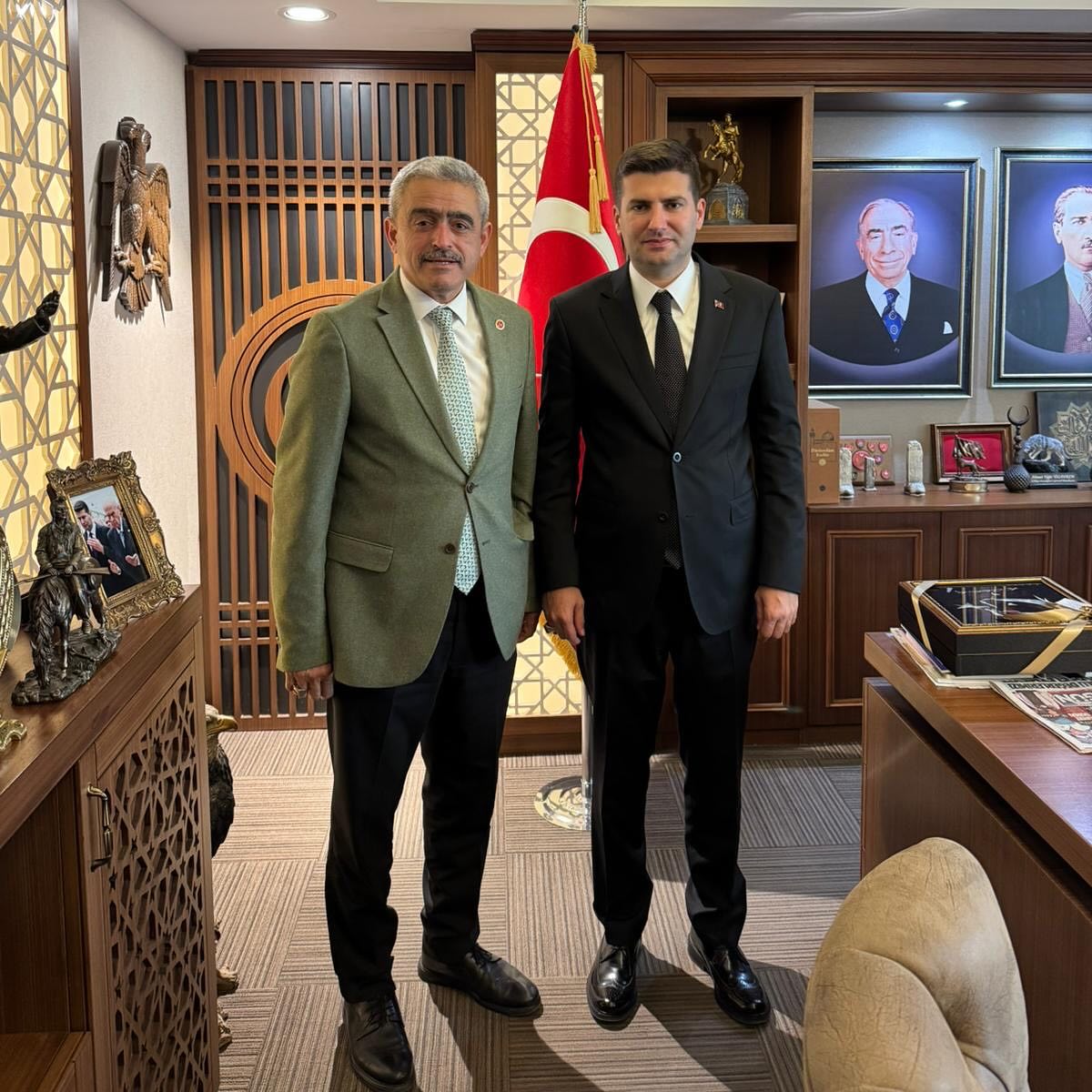 Mhpli Aliciktan Ulku Ocaklari Genel Baskanina Ziyaret Ulku Ocaklari Bir Okuldur 613773 B15Ace918B133Ab97B4919Ba99769C03