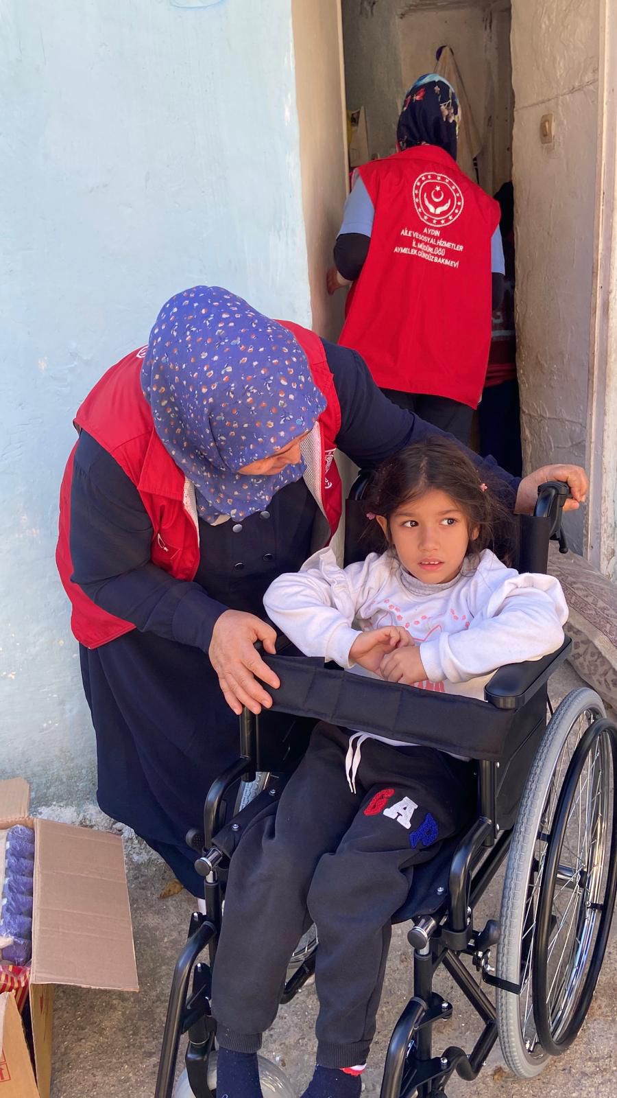 Minik Kizin Yardimina Aymelek Dernegi Kostu Artik Annesinin Sirtinda Okula Gitmeyecek 616826 6431Dfefe20208328F7Dfaf96261Df7E