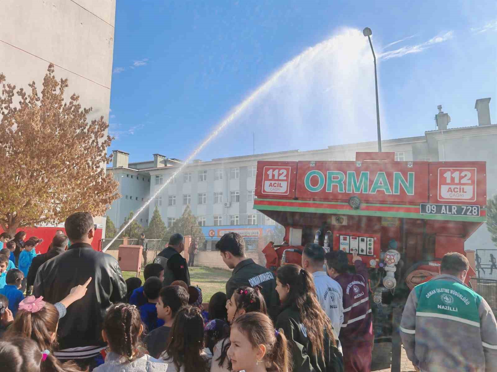 Nazillide 11 Okul Yesil Adimlar Projesi Baslatti 7Bc08D556B2Fd8421A0480Cc45E06397