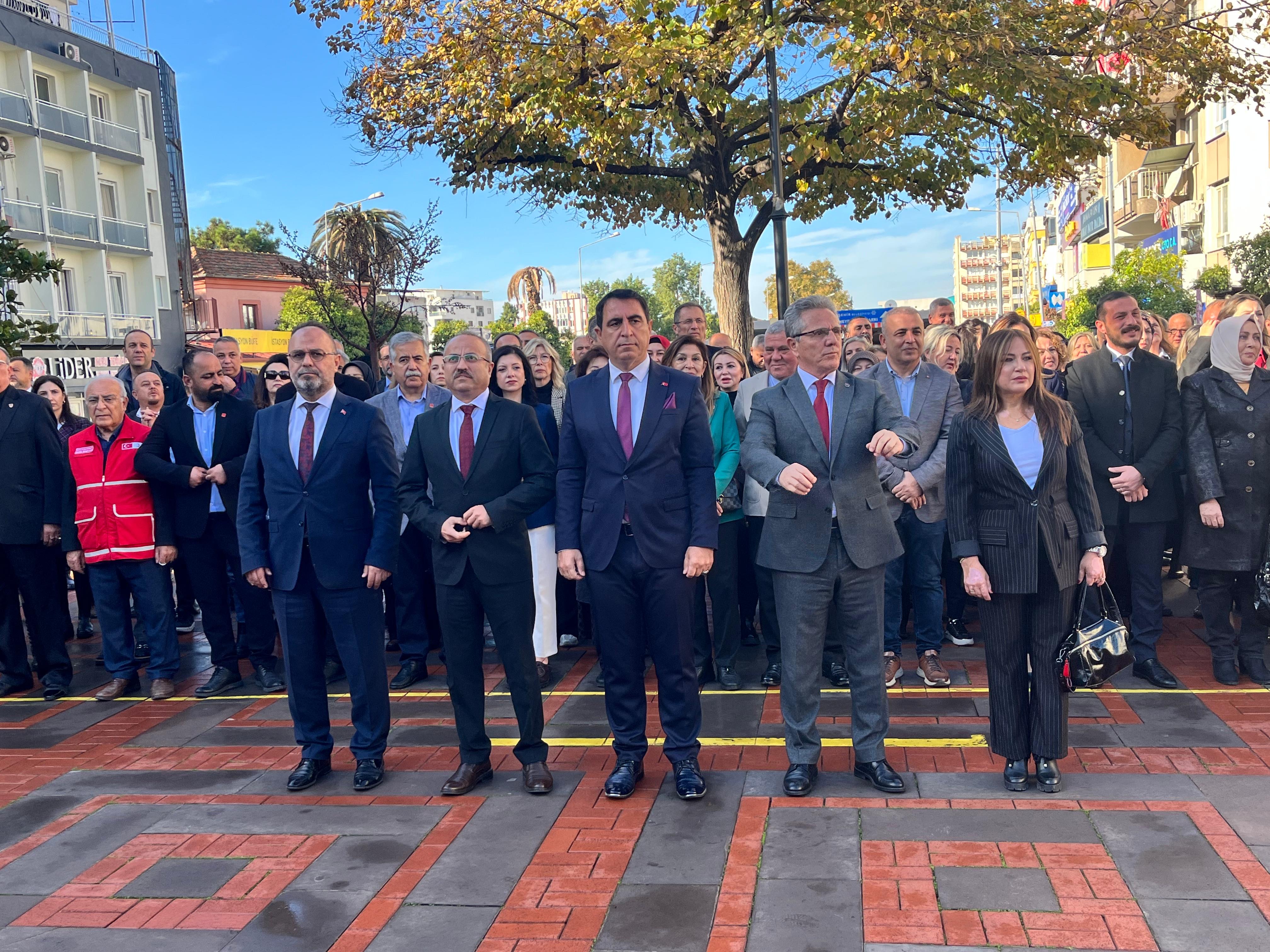 Nazillide 24 Kasim Coskusu Ogretmenler Gunu Kutlandi 616309 A5447207Ee4425D8Fe0Fa9576Aa2031B