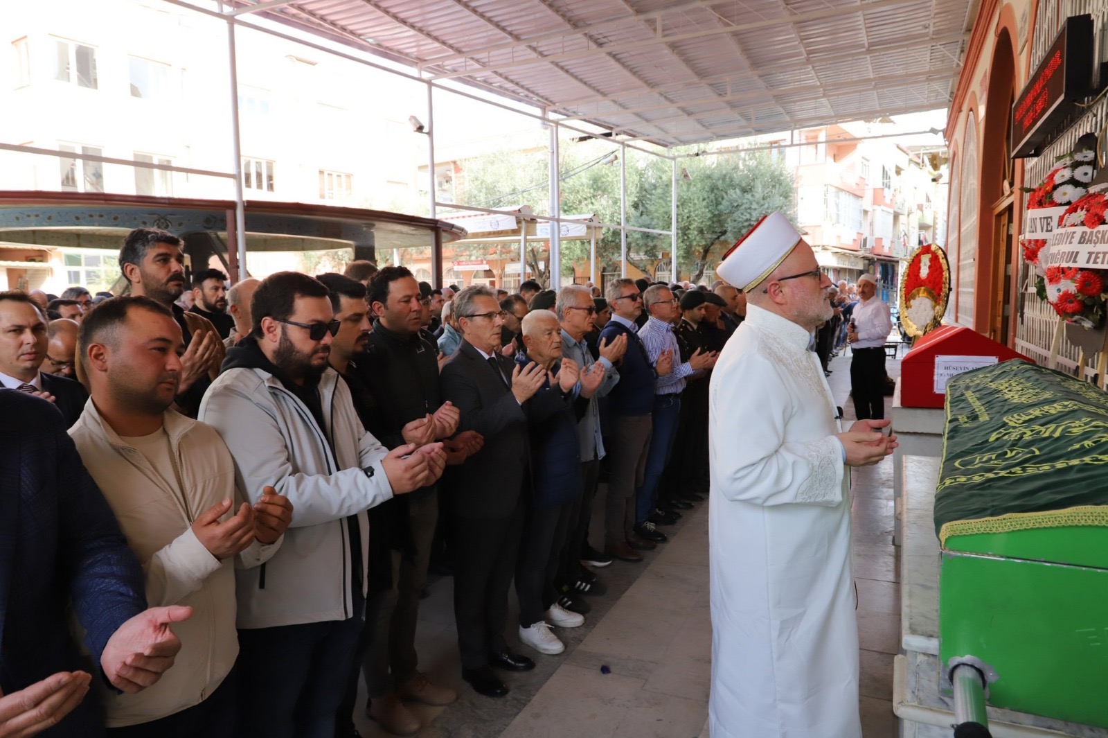 Nazillide Aci Olum 91 Yasindaki Emekli Astsubaya Askeri Toren Duzenlendi 615906 3D22Fb41B70122A486D7E54C686D79Ed