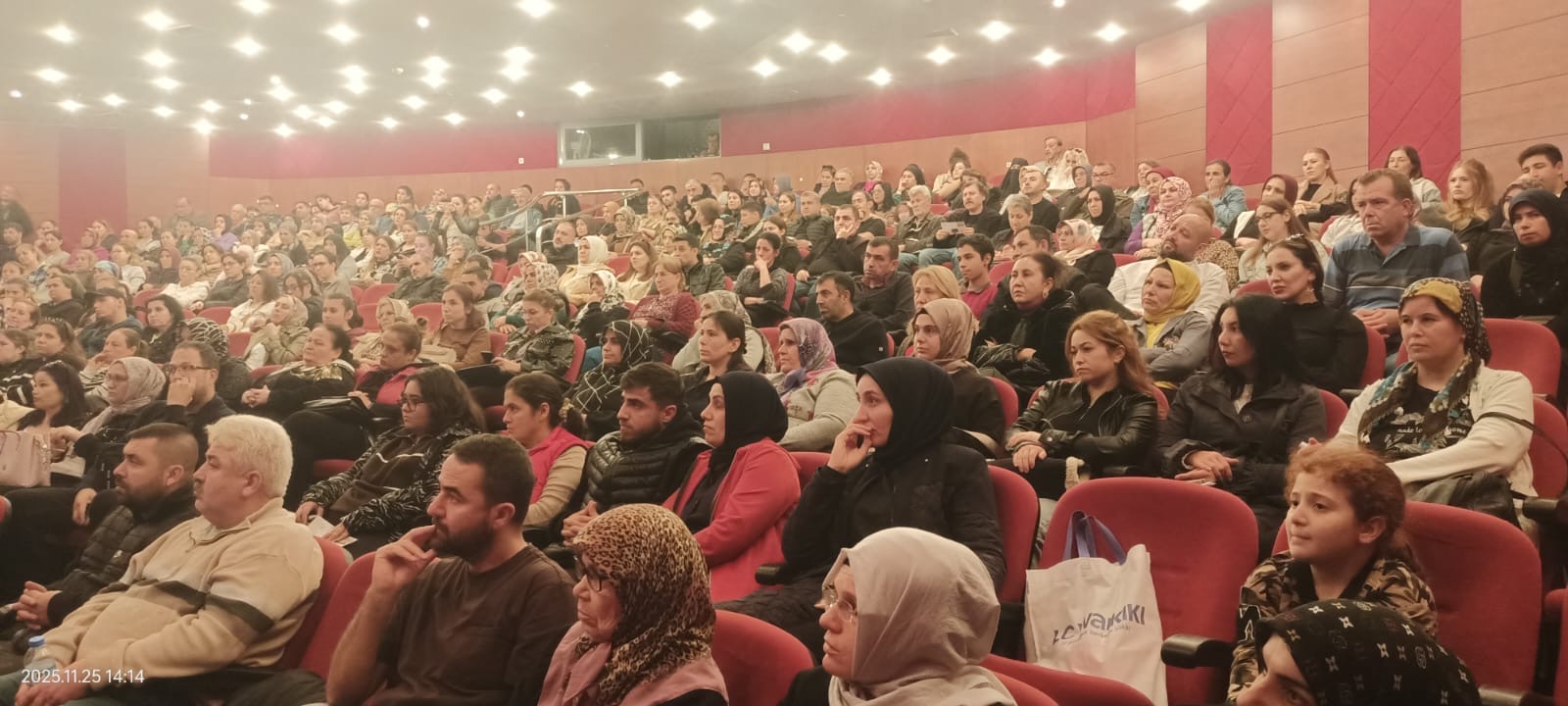 Nazillide Bir Ilk Ortaokul Velilerine Meslek Liseleri Tanitim Programi 616780 77F6D4467D6Cef363E332E61Da59457A