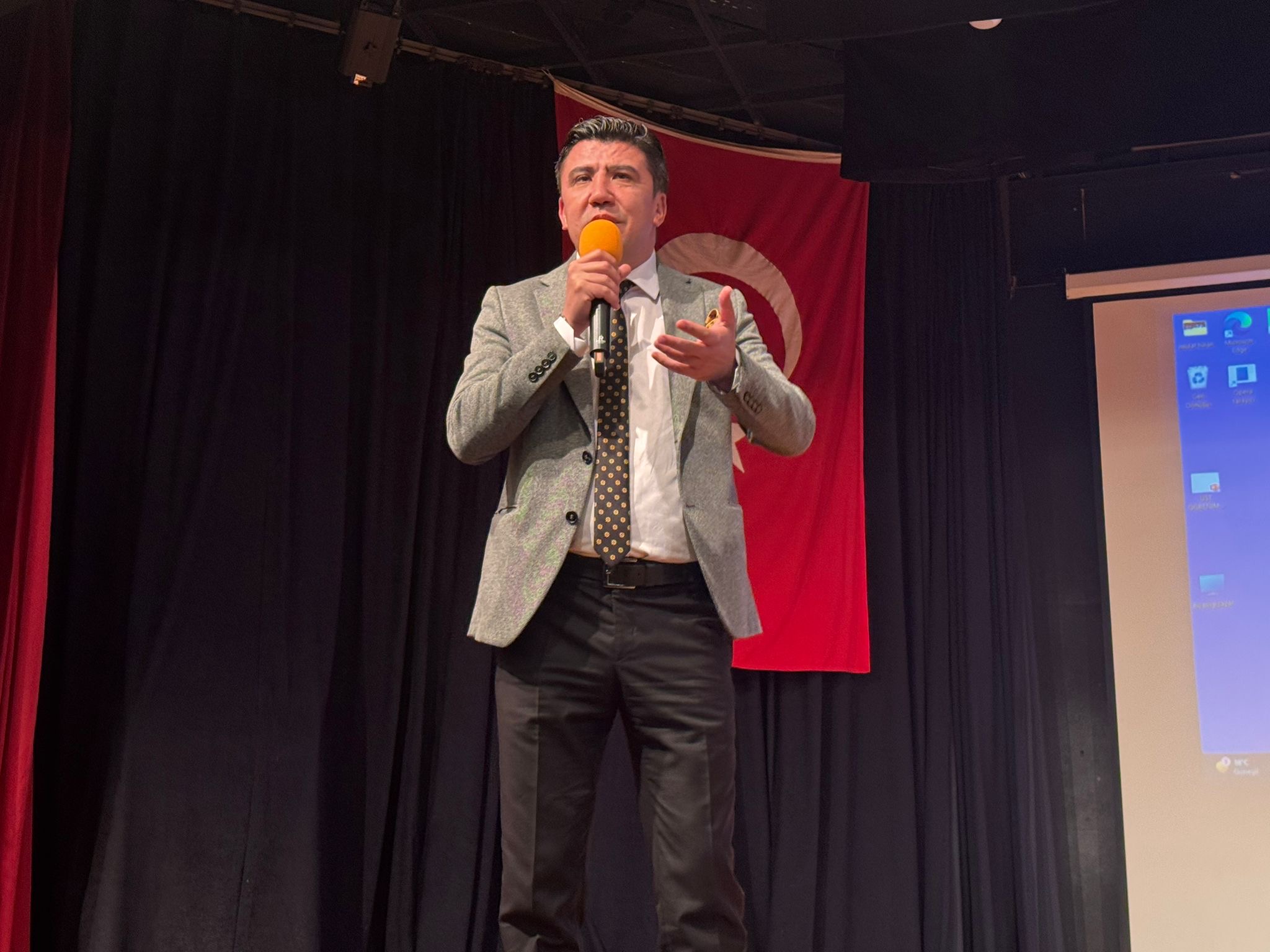 Nazillide Bir Ilk Ortaokul Velilerine Meslek Liseleri Tanitim Programi 616780 9Afa1528Ad8C9C75C2F0D2746B45598E