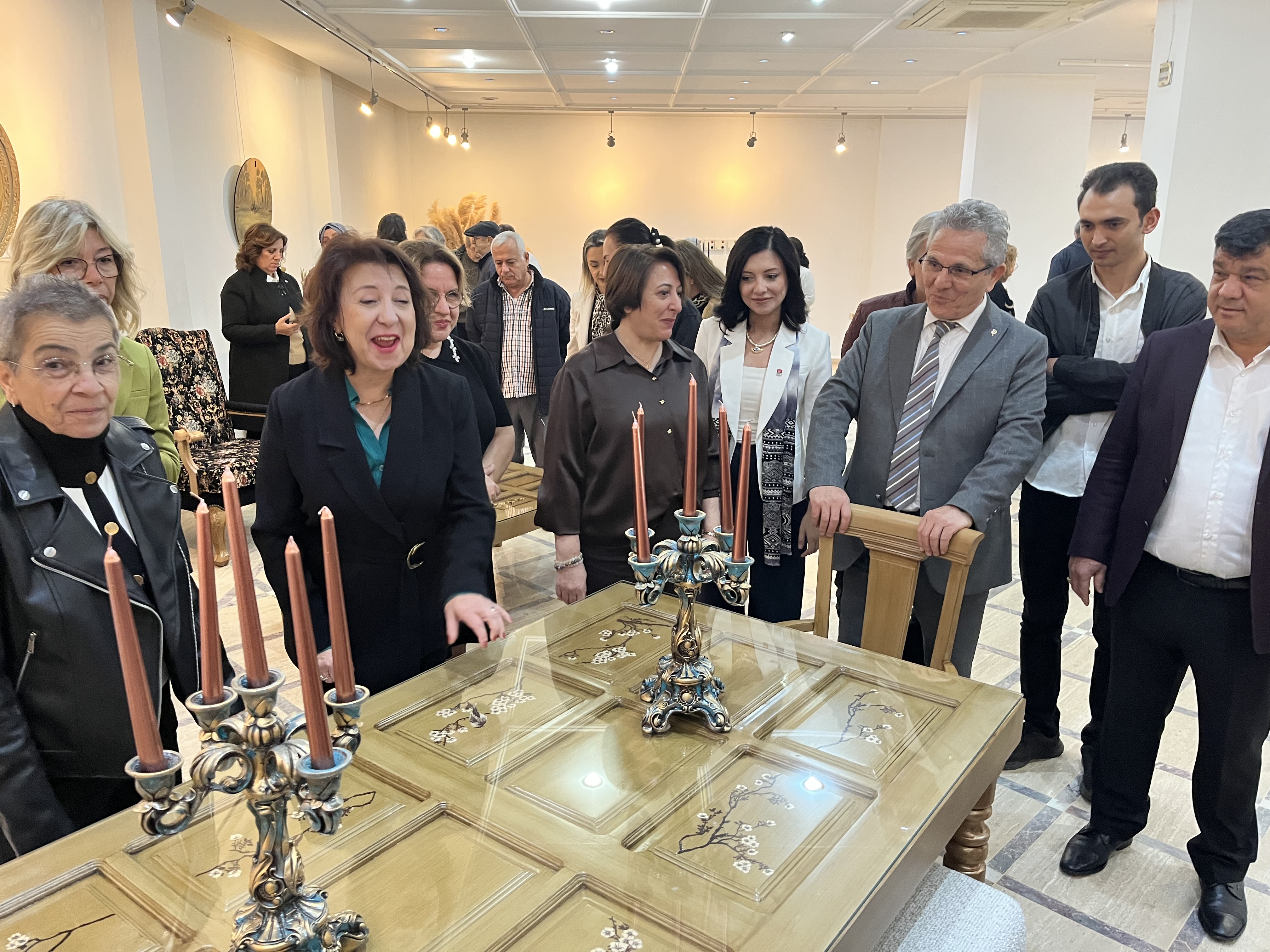 Nazillide Gecmisin Yansimalari Sergisi Acildi Hurda Malzemeler Sanatla Hayat Buldu 616772 Beeace3597B2469A125E8F70564C5E5A