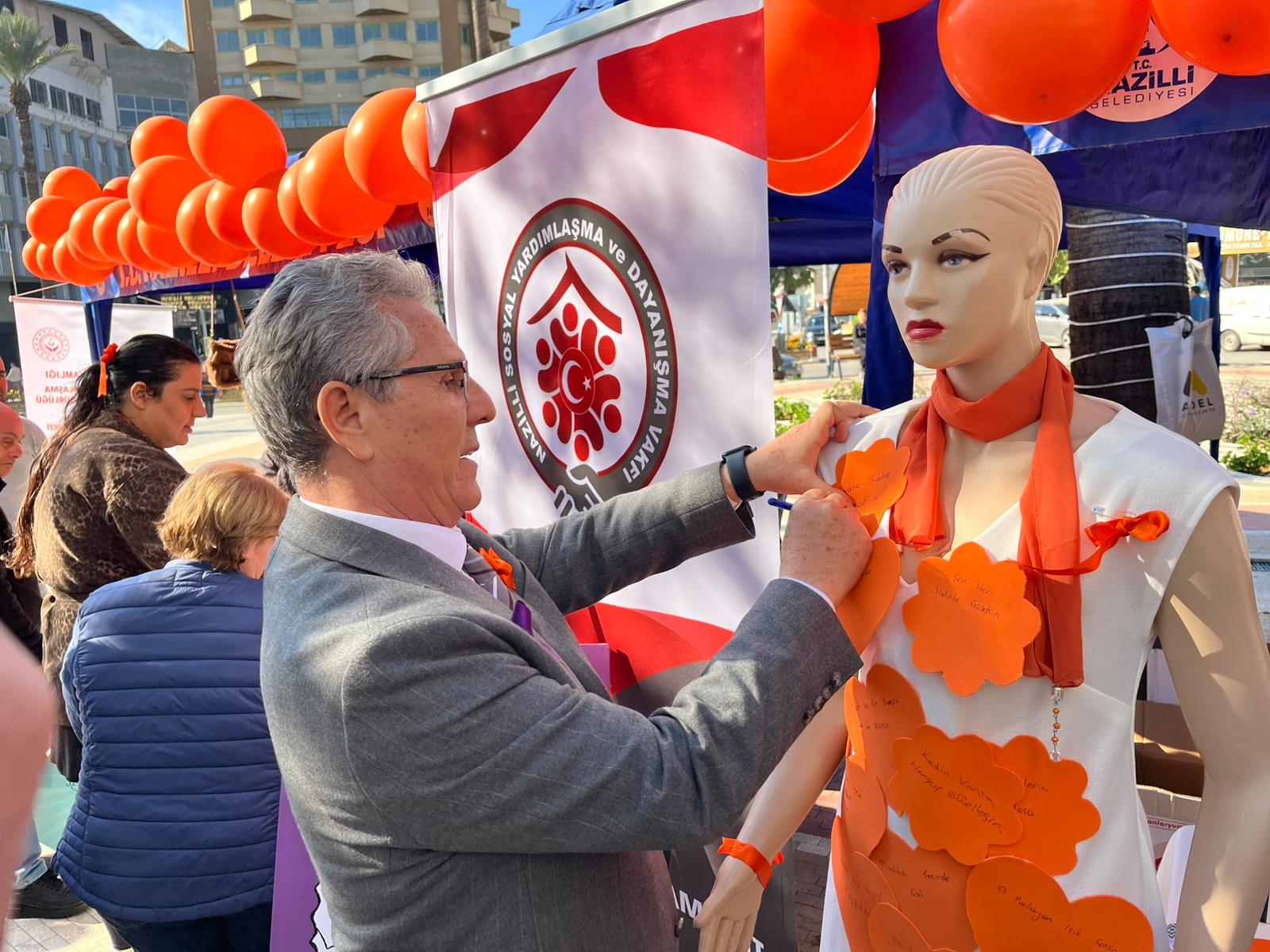 Nazillide Kadin Kursiyerlerden Kadina Siddete Hayir Sergisi 616704 Daffc0E34898E0E4868E924B778040Cd