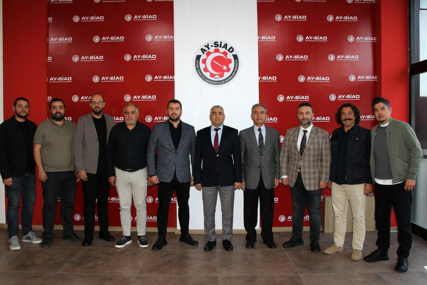 Rektor Kentten Aysiada Hayirli Olsun Ziyareti 611050 Cd1653071F76D6Bb3845A27Bbbd38Da3