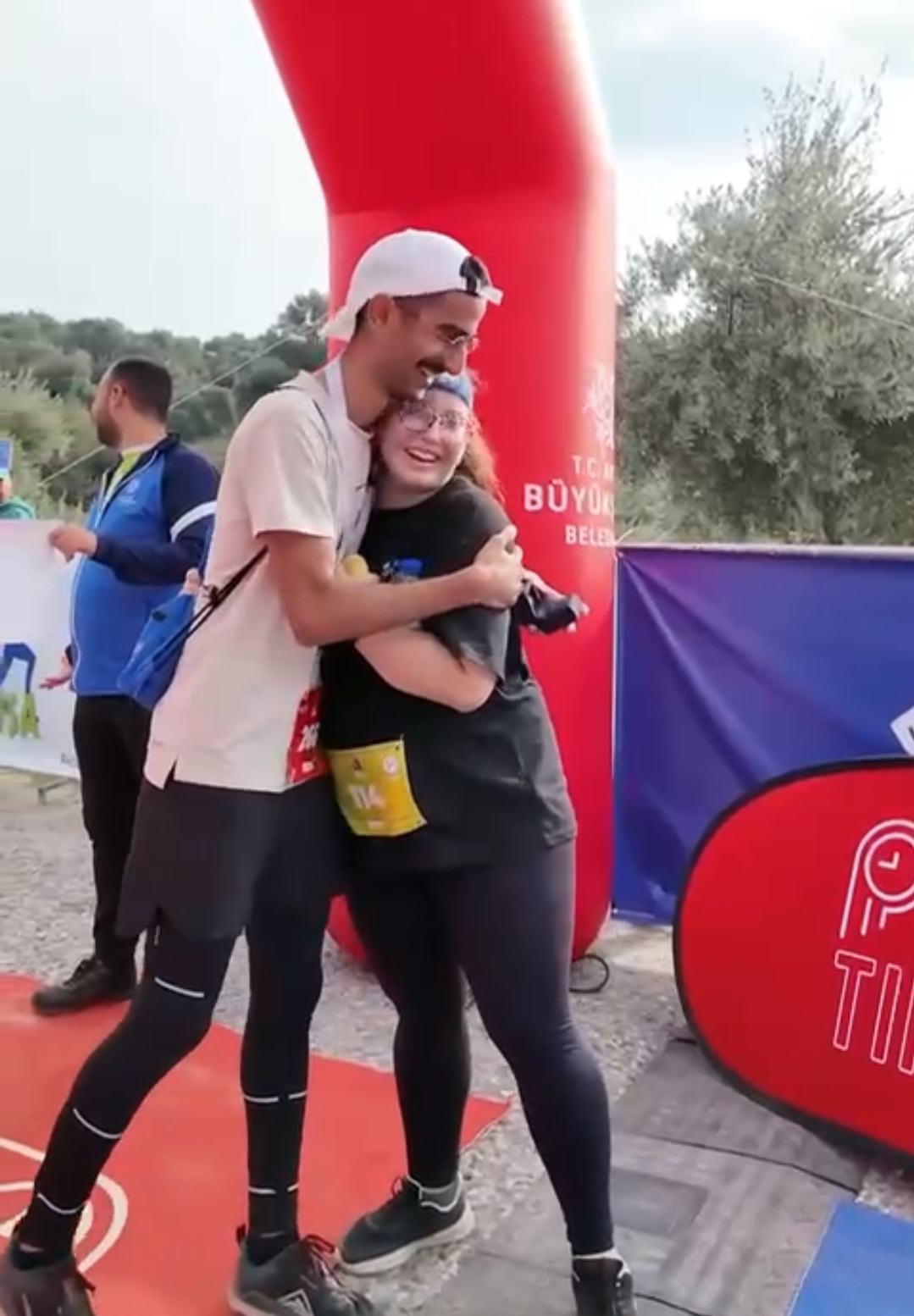 Run Nysada Evlilik Teklifi Surprizi Yarisin Finali Evlilik Teklifiyle Taclandi 616176 Ba4B4Ef489C3Dcd4Fffd353E0Df6Aa1F