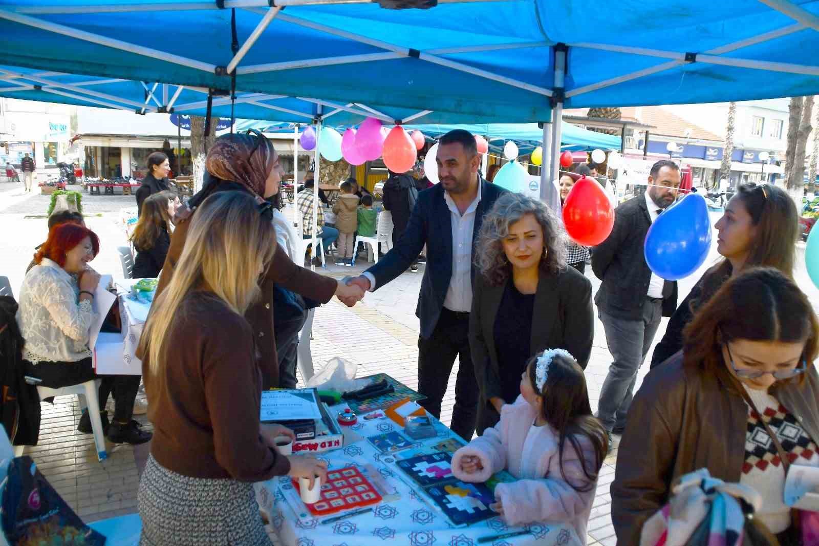 Sokede Cocuk Haklari Gunu Etkinligi B3E54C114Af5F12E0D6Adc81E960291C