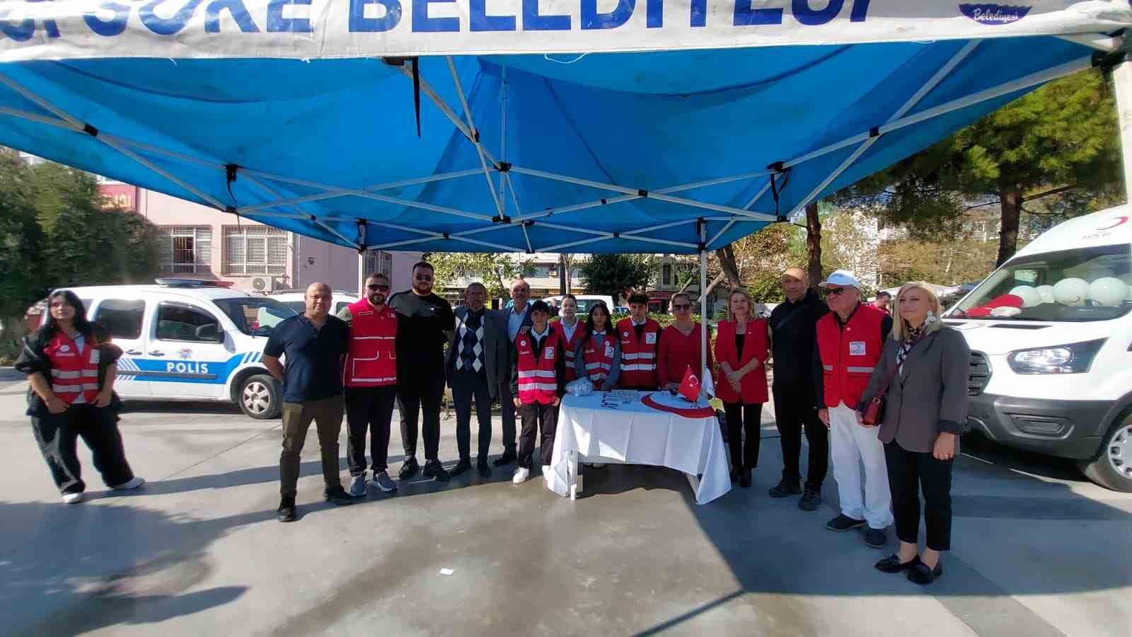 Sokede Kizilay Haftasi Kutlandi D91A820Dcc479C1Bb89035Be52Ecb87A