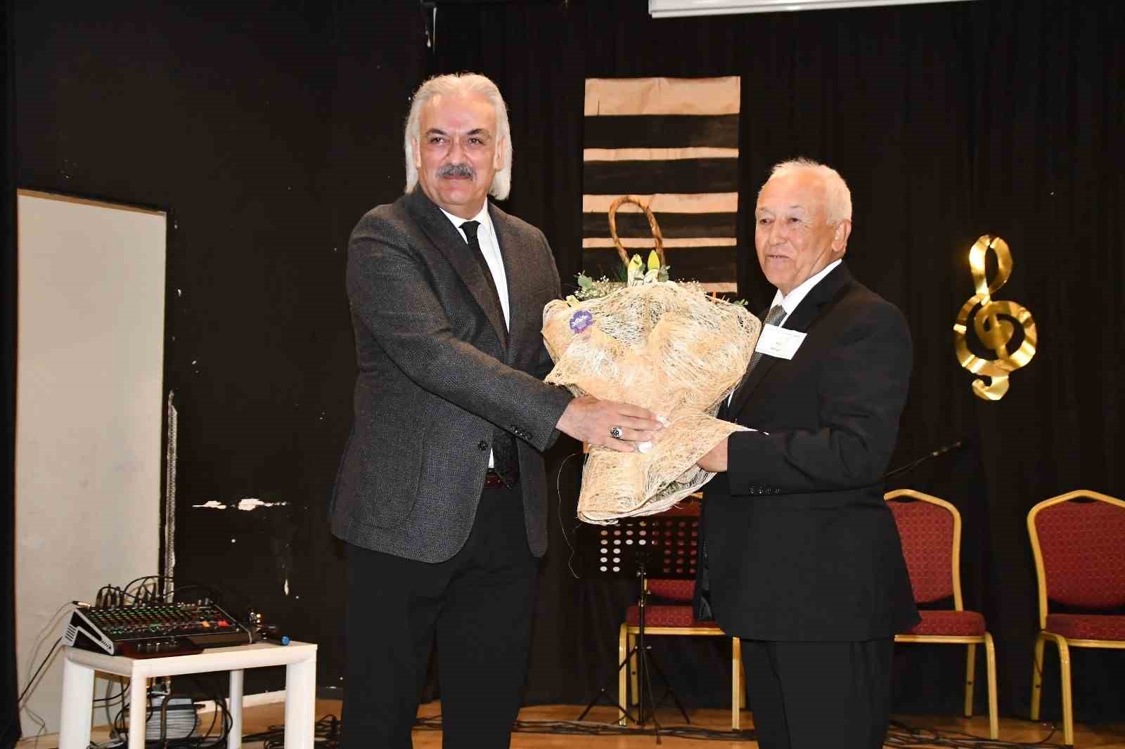 Sokede Ogretmenlere Ahde Vefa Etkinligi C456B0Cddf4F4748E84D17453Bfb5127