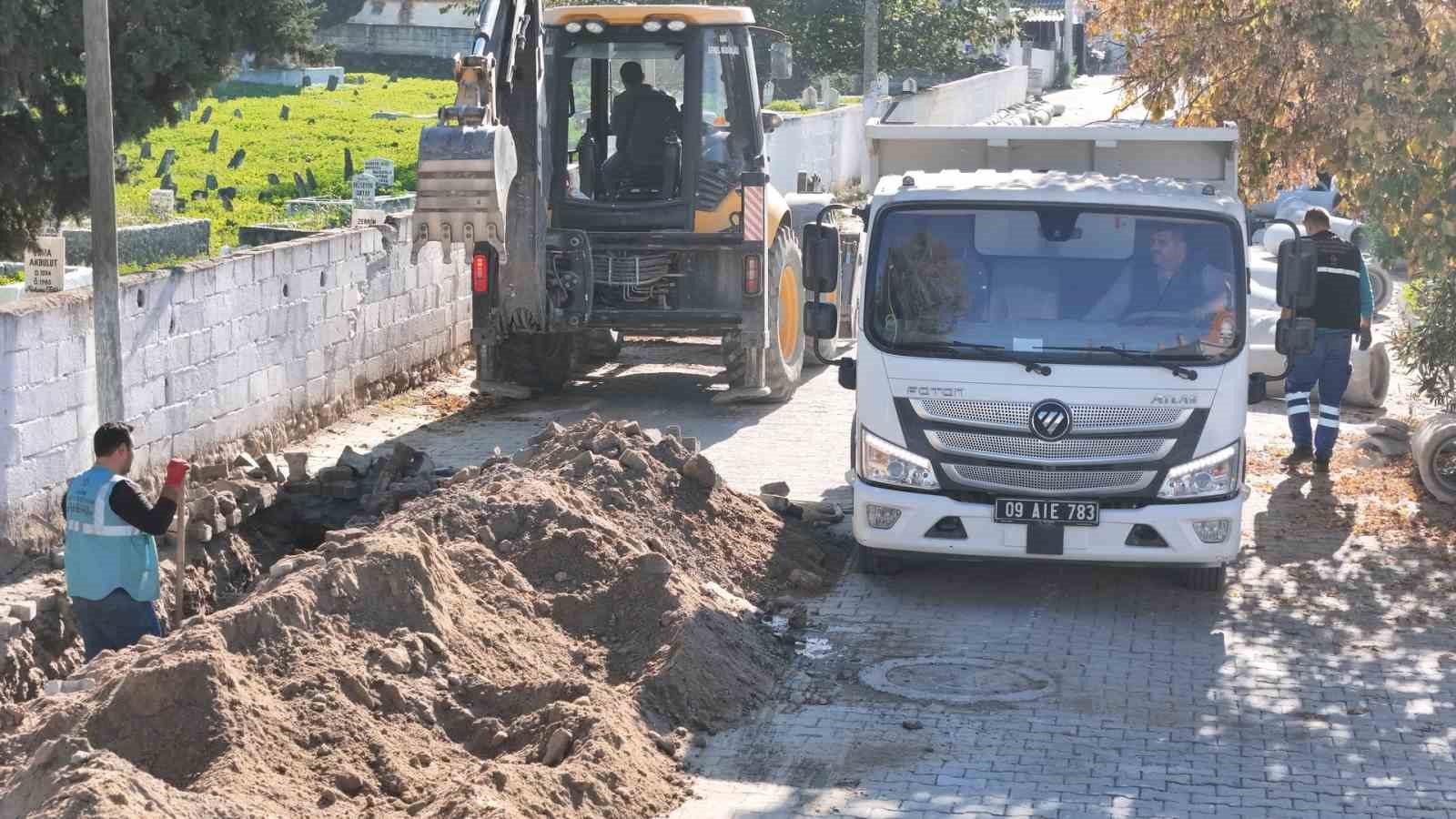 Sokede Yagmur Suyu Hatti Calismalari Suruyor 3177Cea1Ec9A23E2A61147C83434068A