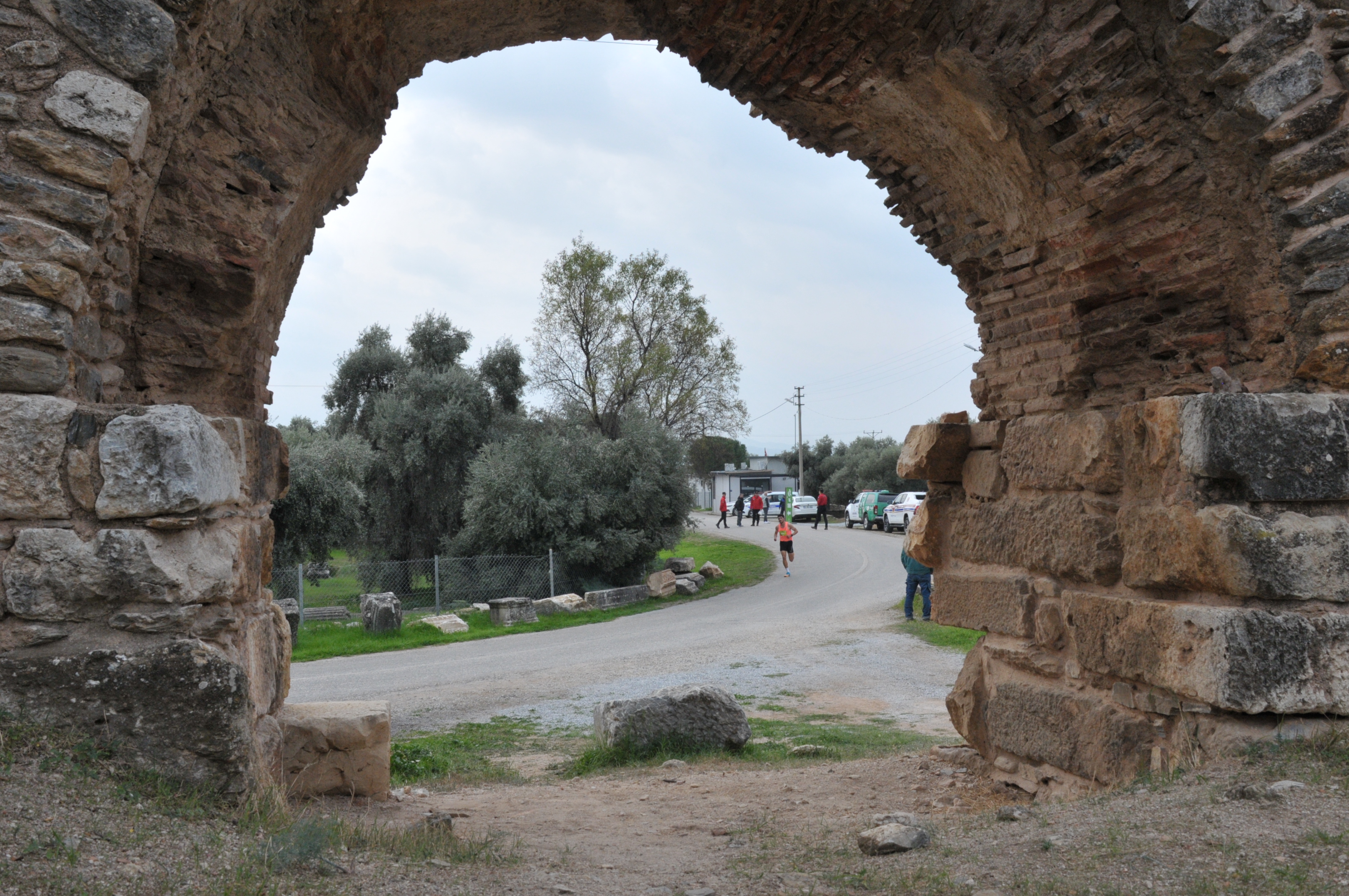 Tarihin Kalbinde Nefes Kesen Yaris Run Nysada Sporcular Antik Kentte Bulustu 616110 0B9Bed0252348970Fc78473089Cdeffa