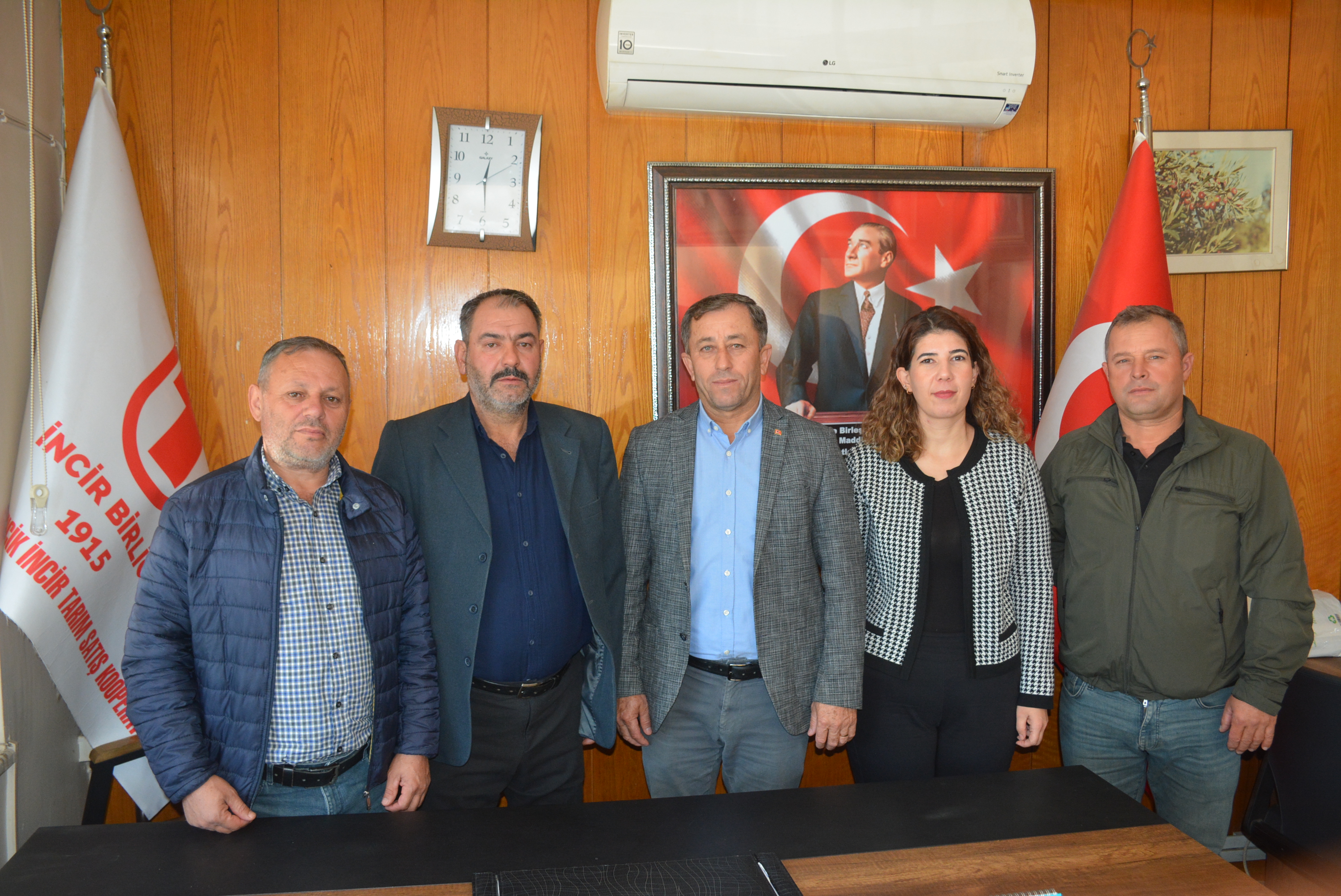 Taris Germencik Ortaklarina 5 Milyon Lira Dagitacak 617877 A2A196D51052D7E1C46C8Fe51A98593F