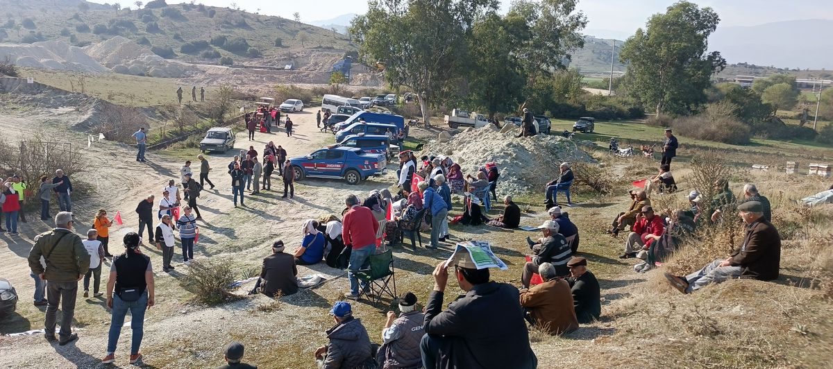 Tas Ocaklarina Karsi Koylu Direnisi 611991 Aef93726096D874A9Ecb621Ae650F8B0