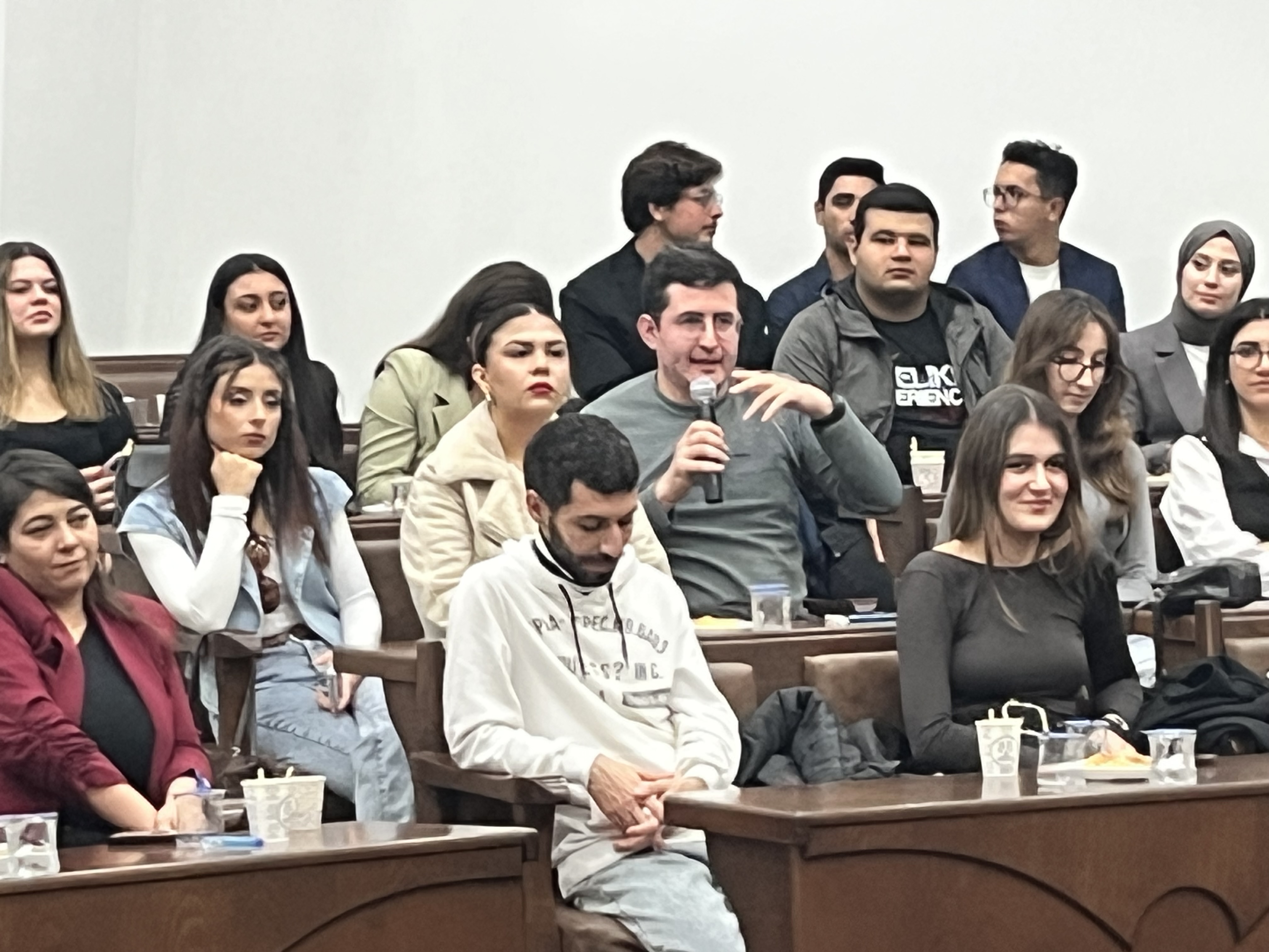 Tetik Ve Gencler Genc Meclisinde Bulustu 614952 A4A77D76B0F8Cdc8833Efe38A1123906