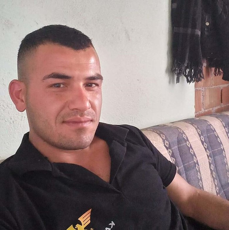 Tornavidali Eniste Katiline Agirlastirilmis Muebbet 617528 59D9Eb041C52C754E8Dec3A289C21Ff7