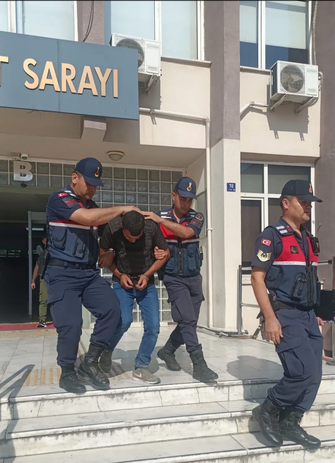 Tornavidali Eniste Katiline Agirlastirilmis Muebbet 617528 F40E321020F9Aa6C538713A563D87119