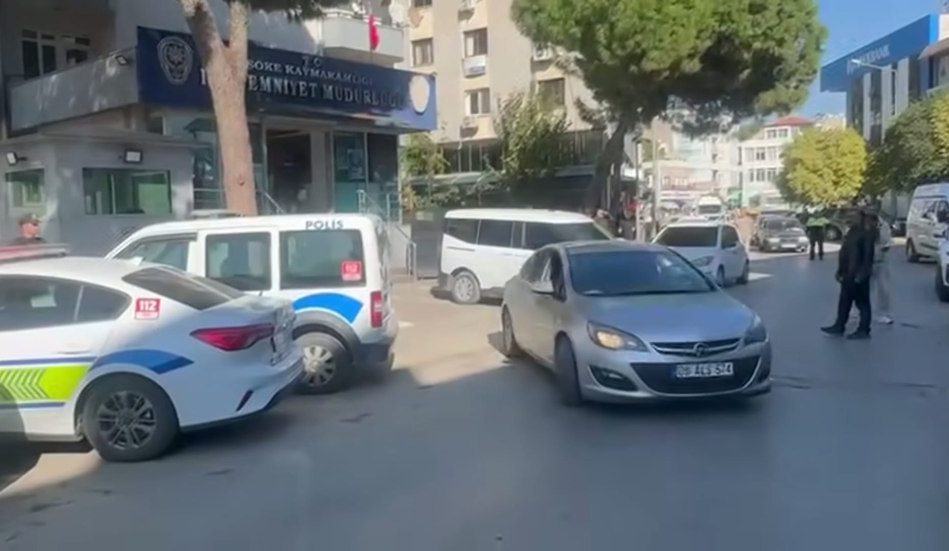 Whatsapp Image 2025 11 14 At 00.27.32