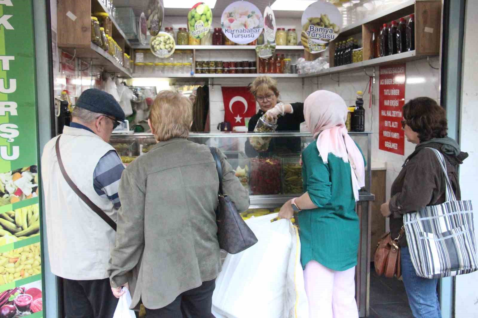 Yarim Asirlik Tursucudan Iddiali Cikis Tursu Suyu Icen Grip Olursa Masraflari Benden 61F47175E54995267D45Dd0F713B03C2