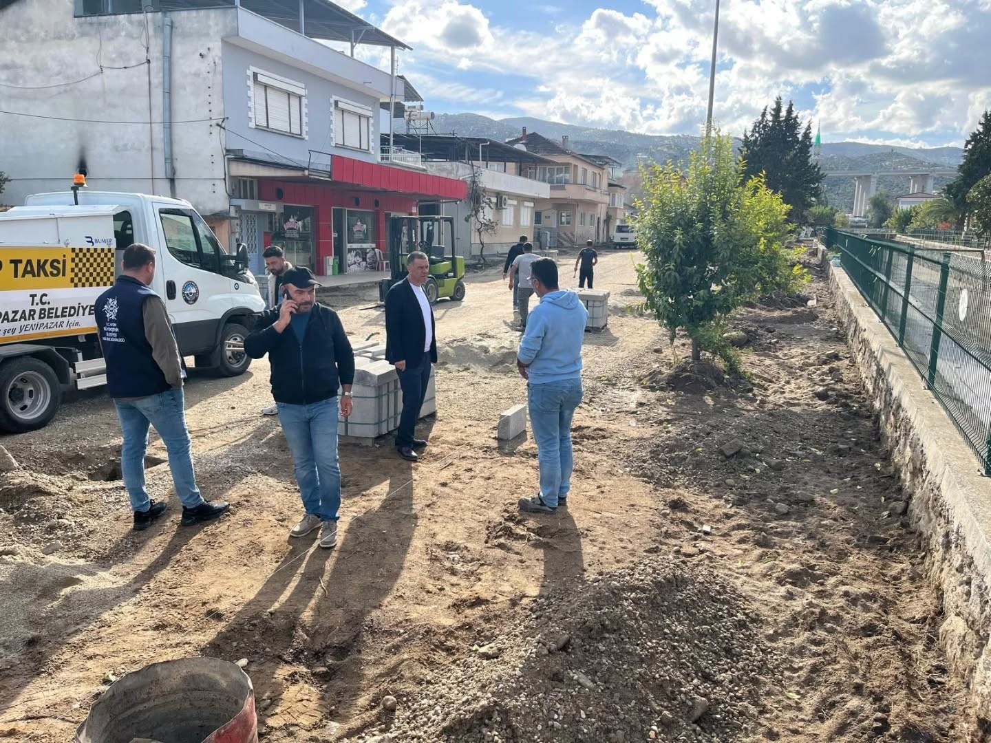 Yenipazarda Yol Ve Kaldirim Calismalari Suruyor Ad83A66A55C24Bf41E31De5B225B20A5