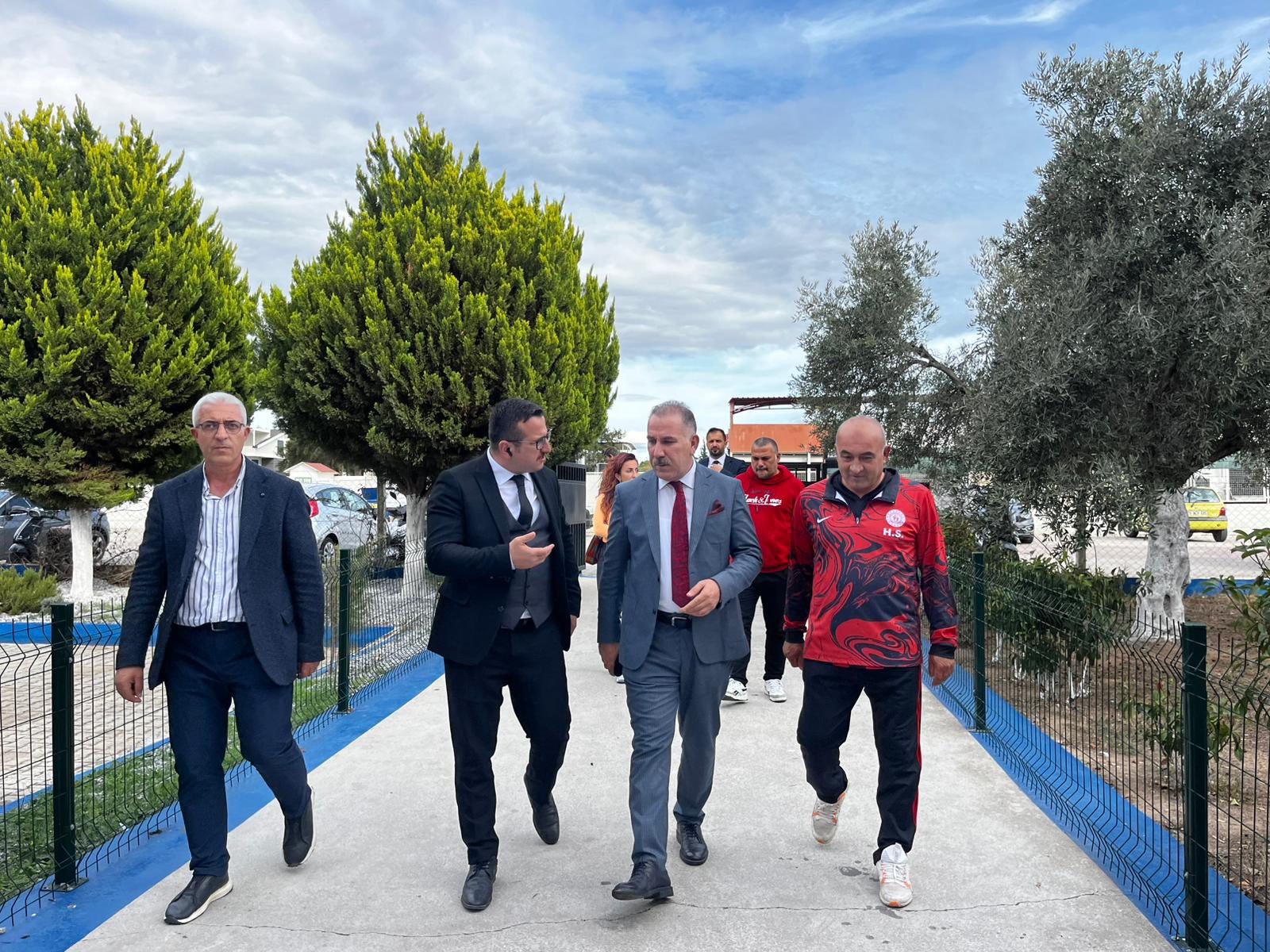 Yigmatepe Didimdeki Spor Tesislerini Inceledi 617429 2Ba51De87D514Daf3F22951407F45C1D