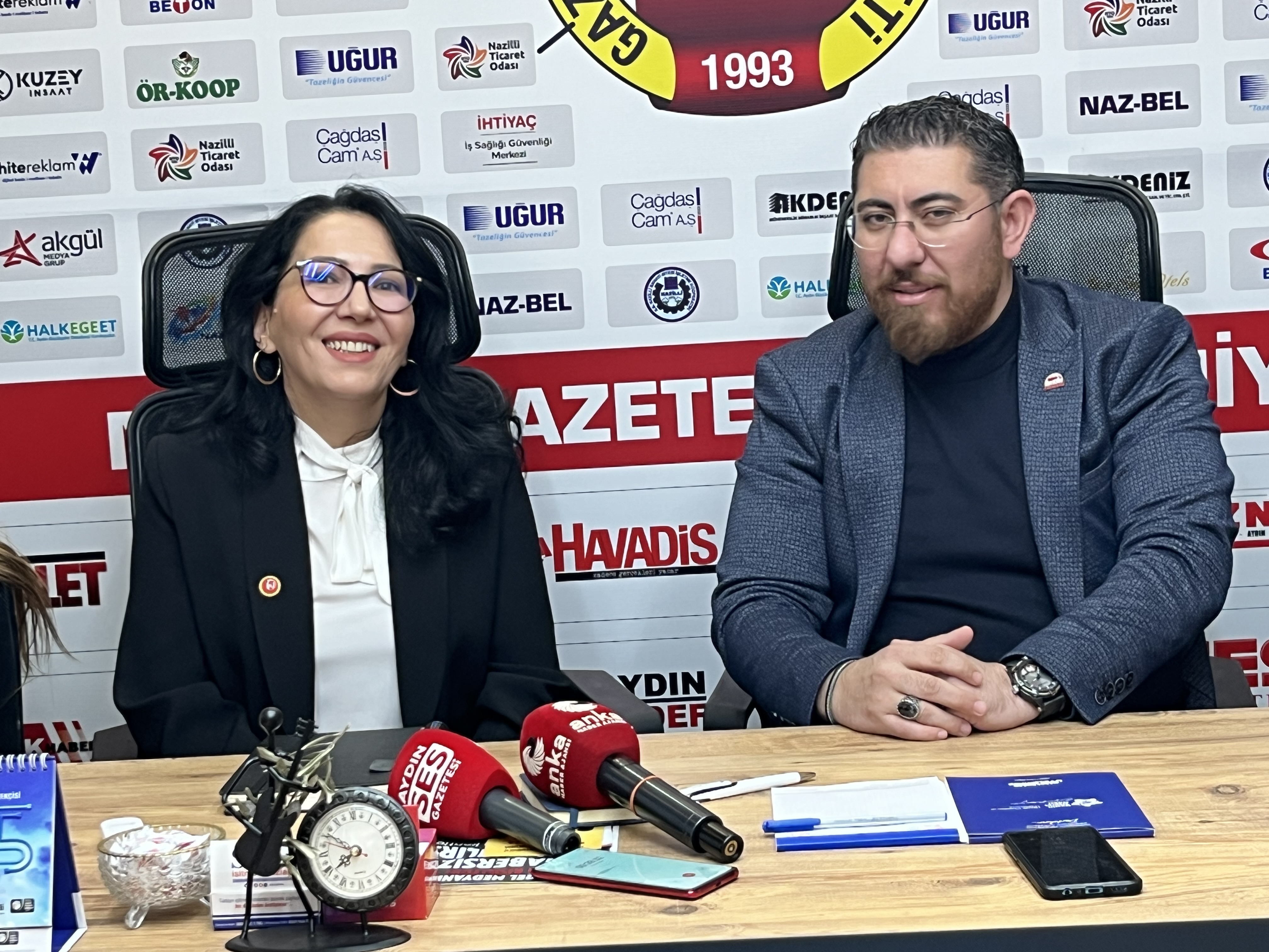 Zafer Partisinden Ngcye Ziyaret Baskan Cobandan Surece Sert Tepki 617050 473A464A59658Ed25080Fd1F487283C4