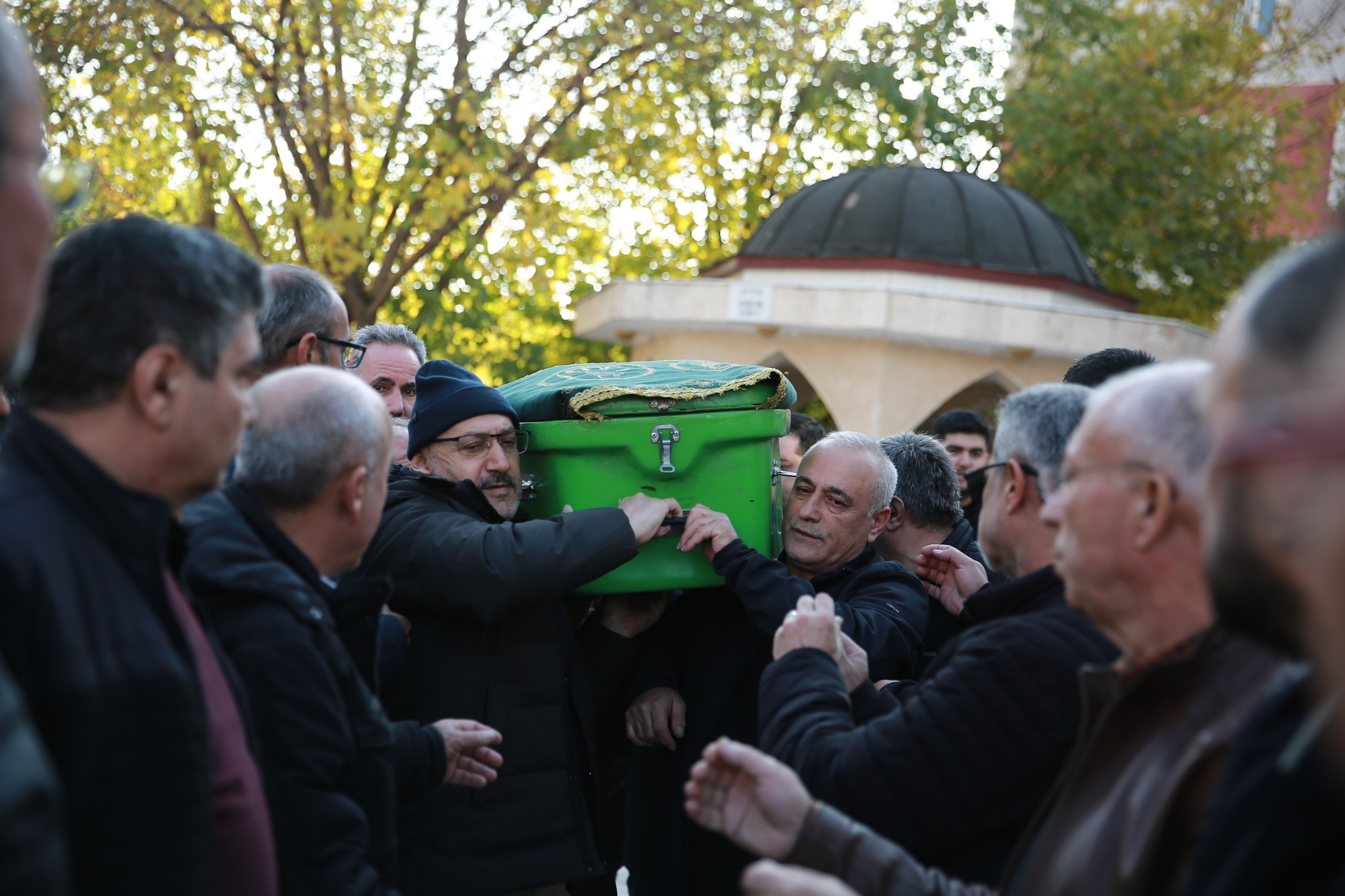 Adunun Aci Kaybi 621671 B207Be7438Ba93Ec8F870B54436642A9