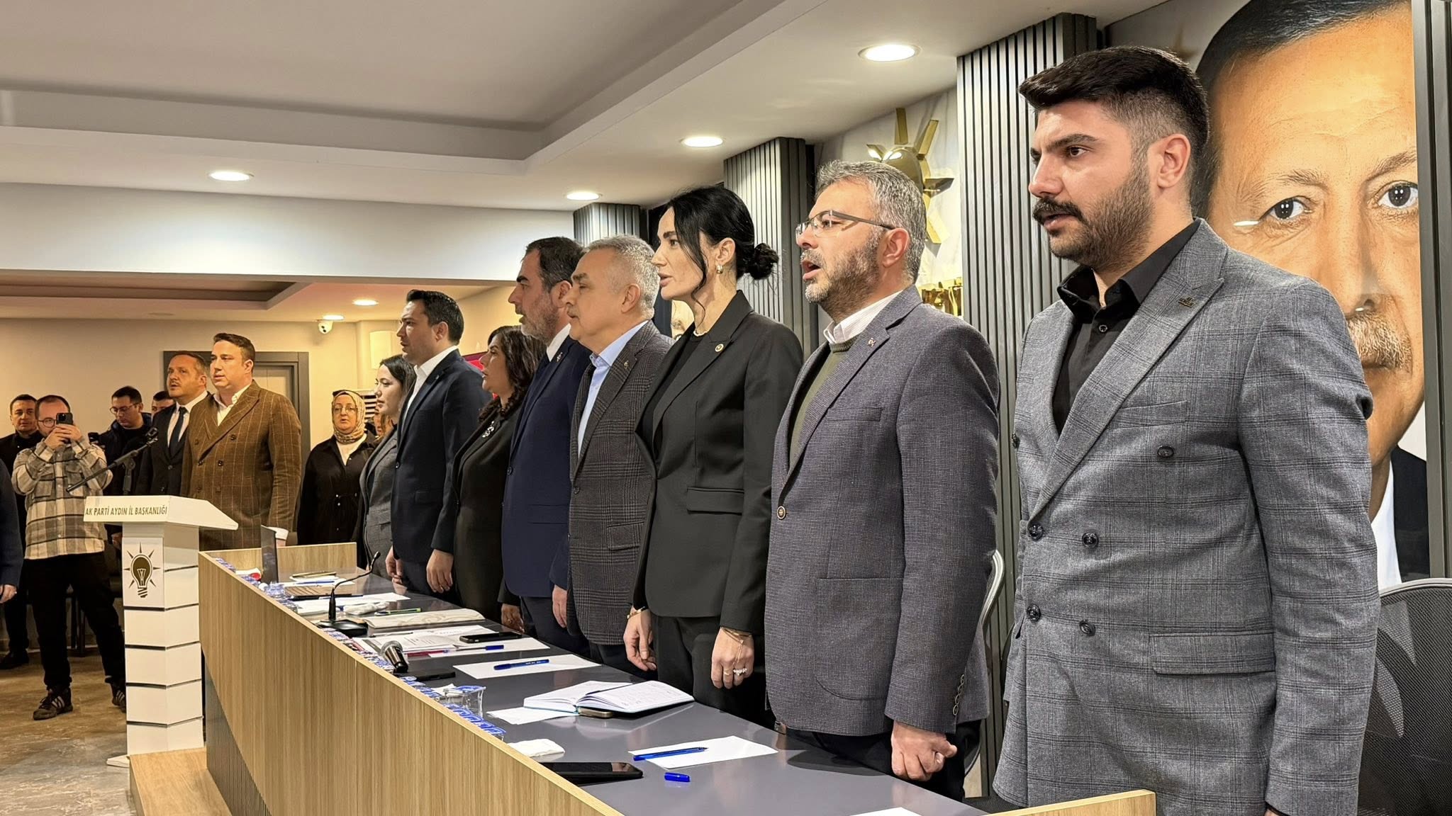 Ak Parti Aydinda Toplandi Cercioglu Vatandaslarimizi Hizmetle Bulusturmaya Devam Edecegiz 625994 15Fcbb8Fcbd3E43426Cba0Fcef7D71C0