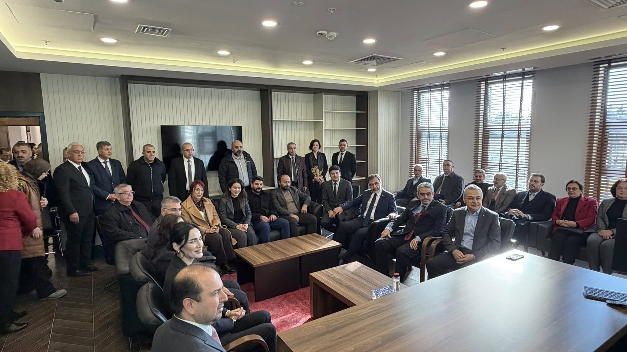 Ak Parti Heyetinden Sehir Hastanesine Cikarma 625847 1D573197F51Eed10Dcf5Adeaf43Ffe64