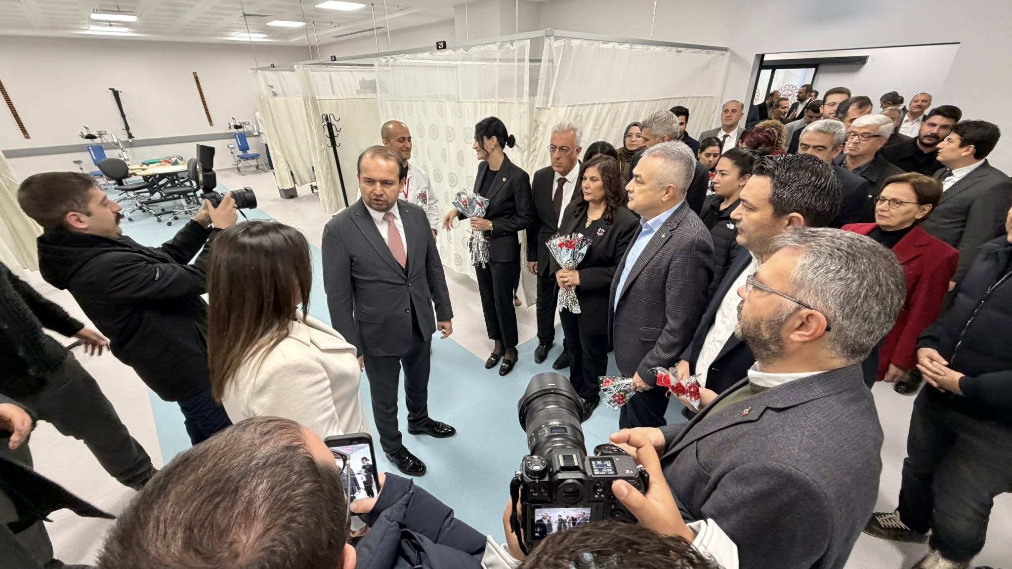 Ak Parti Heyetinden Sehir Hastanesine Cikarma 625847 468Bec2262F8229B329Efe844C0E688F