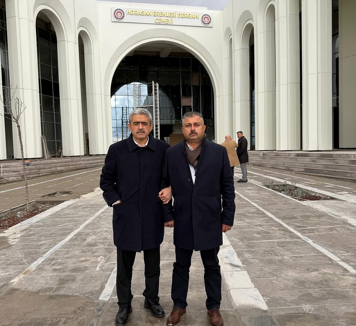 Aliciktan Iki Sehirde Iki Anlamli Ziyaret 620382 A894404C4E8919B4Ba66A7837D89E9Bd