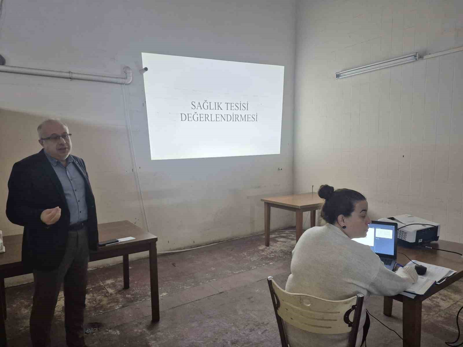 Ataturk Devlet Hastanesinde Degerlendirme Toplantisi Gerceklestirildi 7B64D33F56Ddb8515Db5Caada6781Ce4