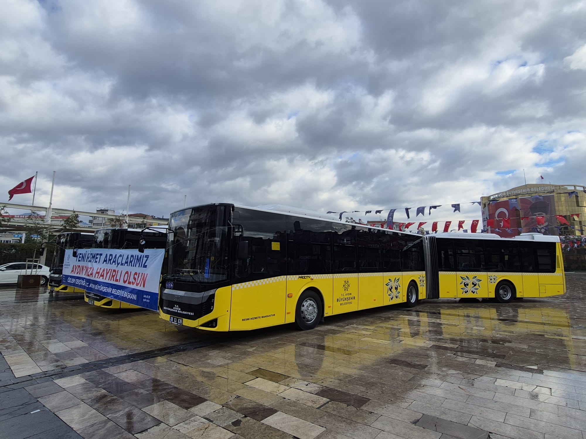 Aydin Buyuksehir 3 Arac Satin Aldi Koruklu Otobus Donemi Basliyor 618124 36A67E4392A5975De9C4877F416A7532